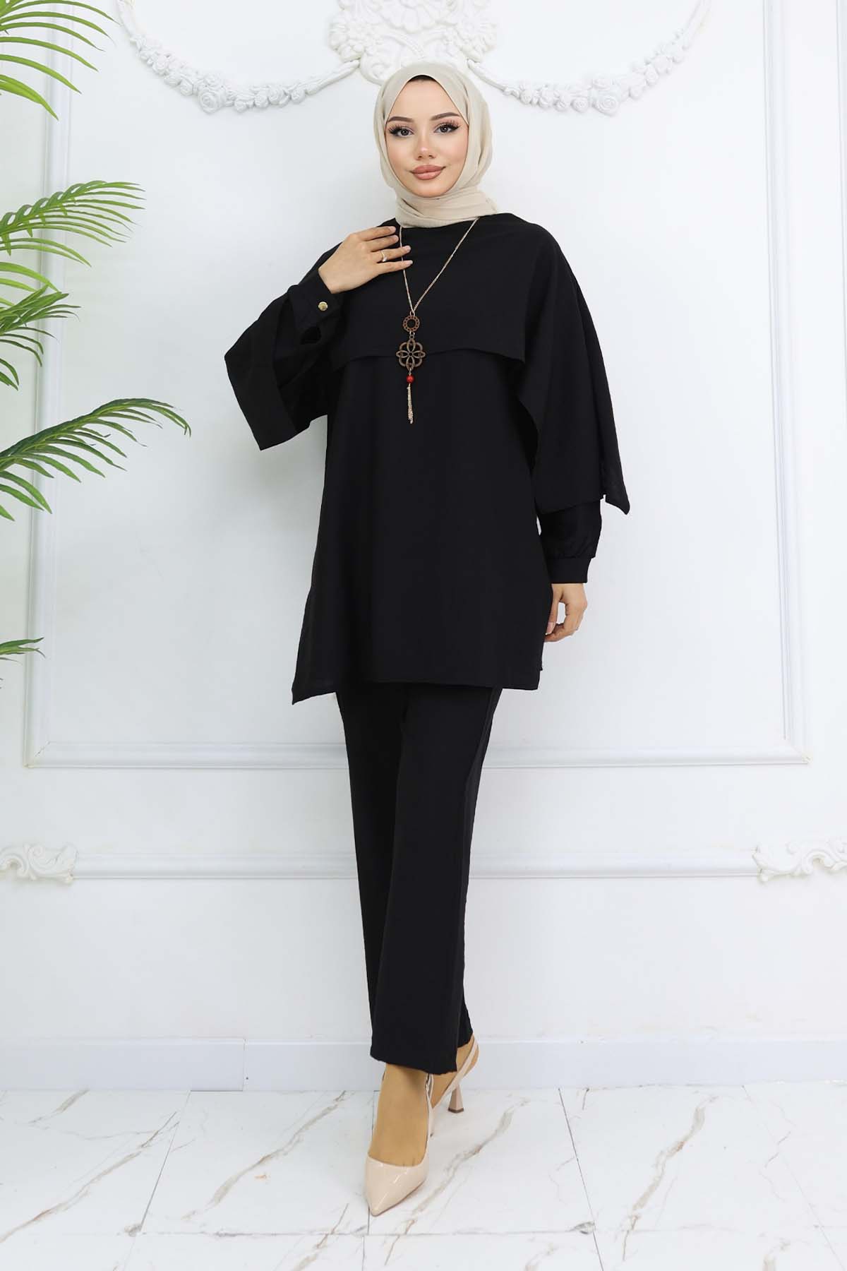 Collar Detailed Necklace Hijab Suit