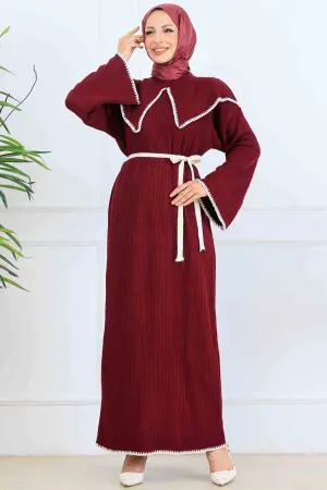 Yaka Detaylı Triko Elbise