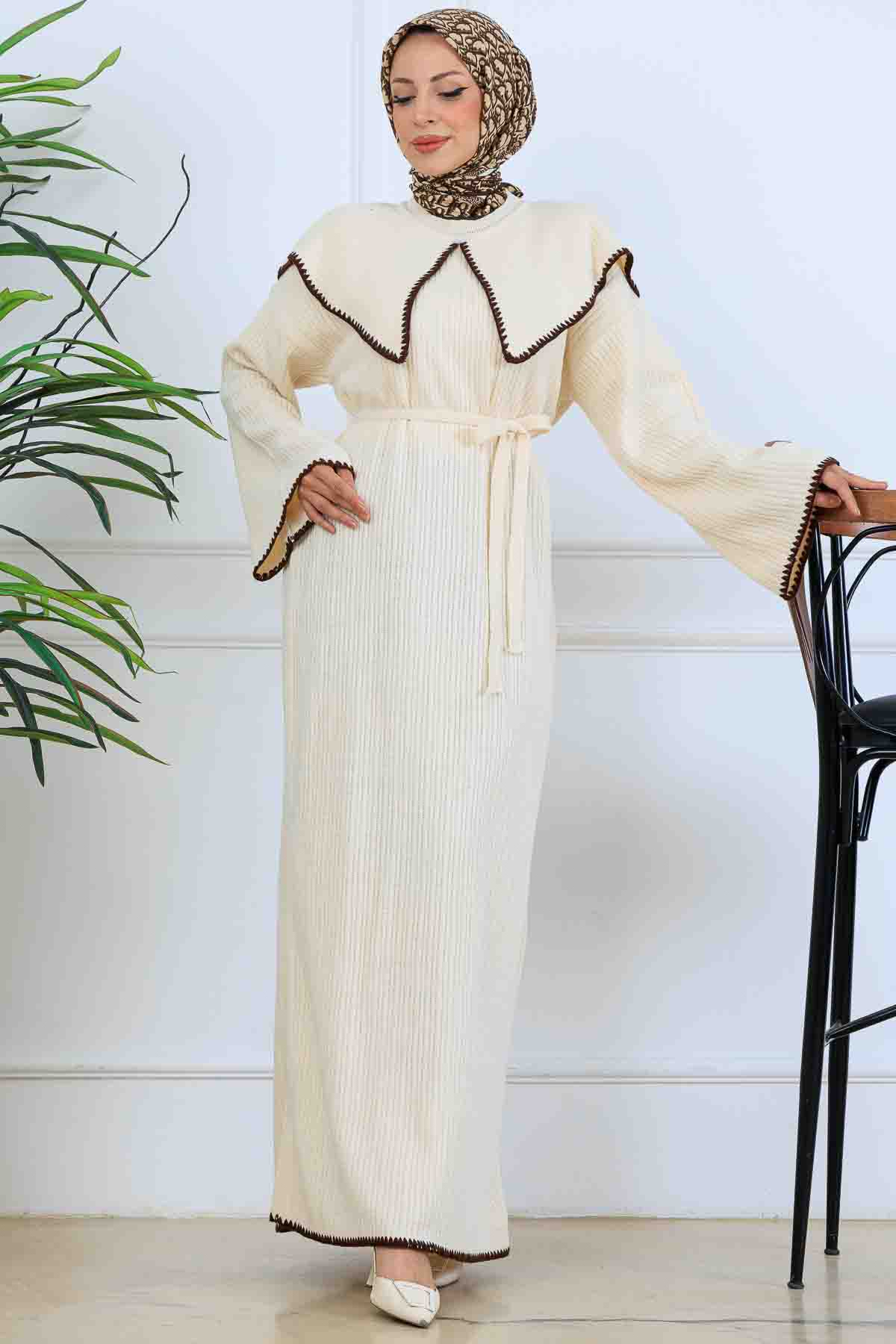 Collar Detailed Knit Dress