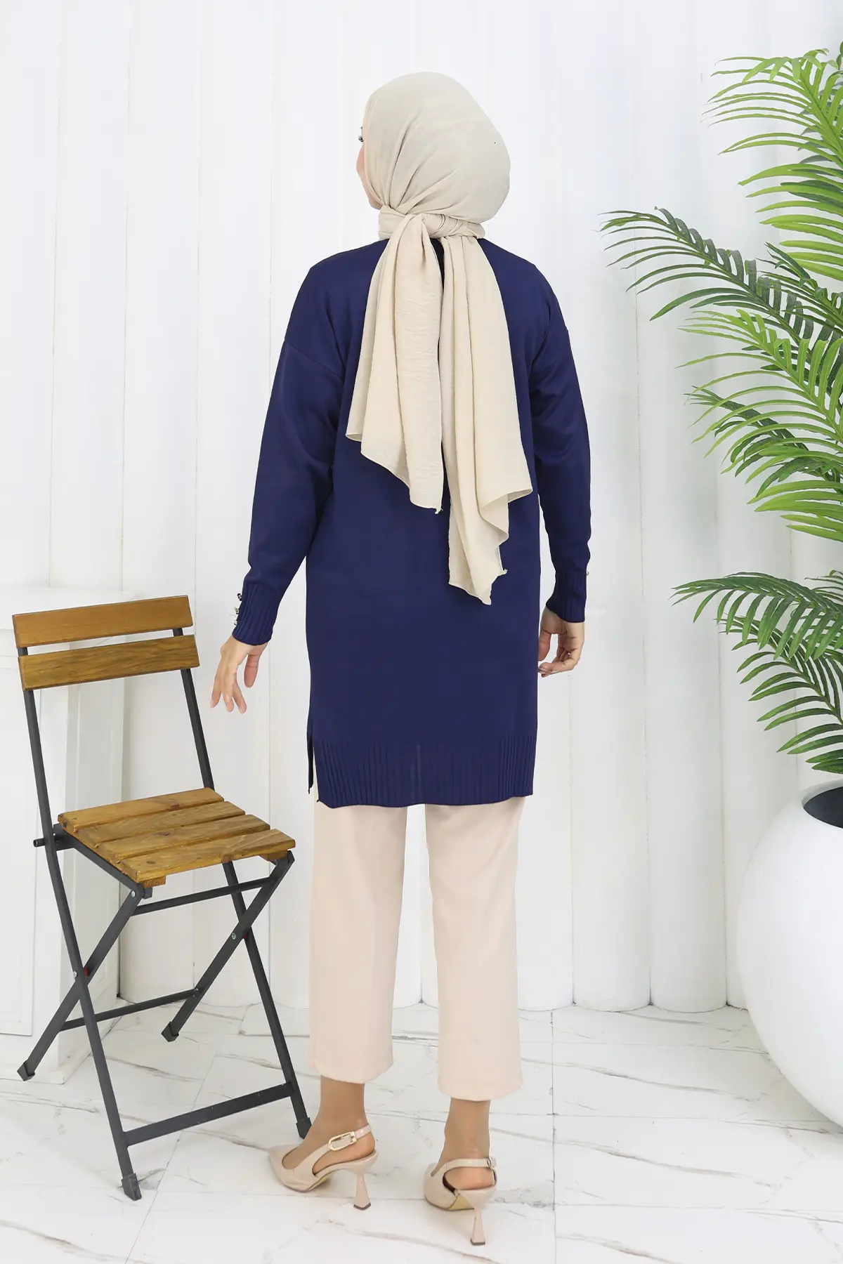 Yaka Detaylı Uzun Merserize Hırka-detail