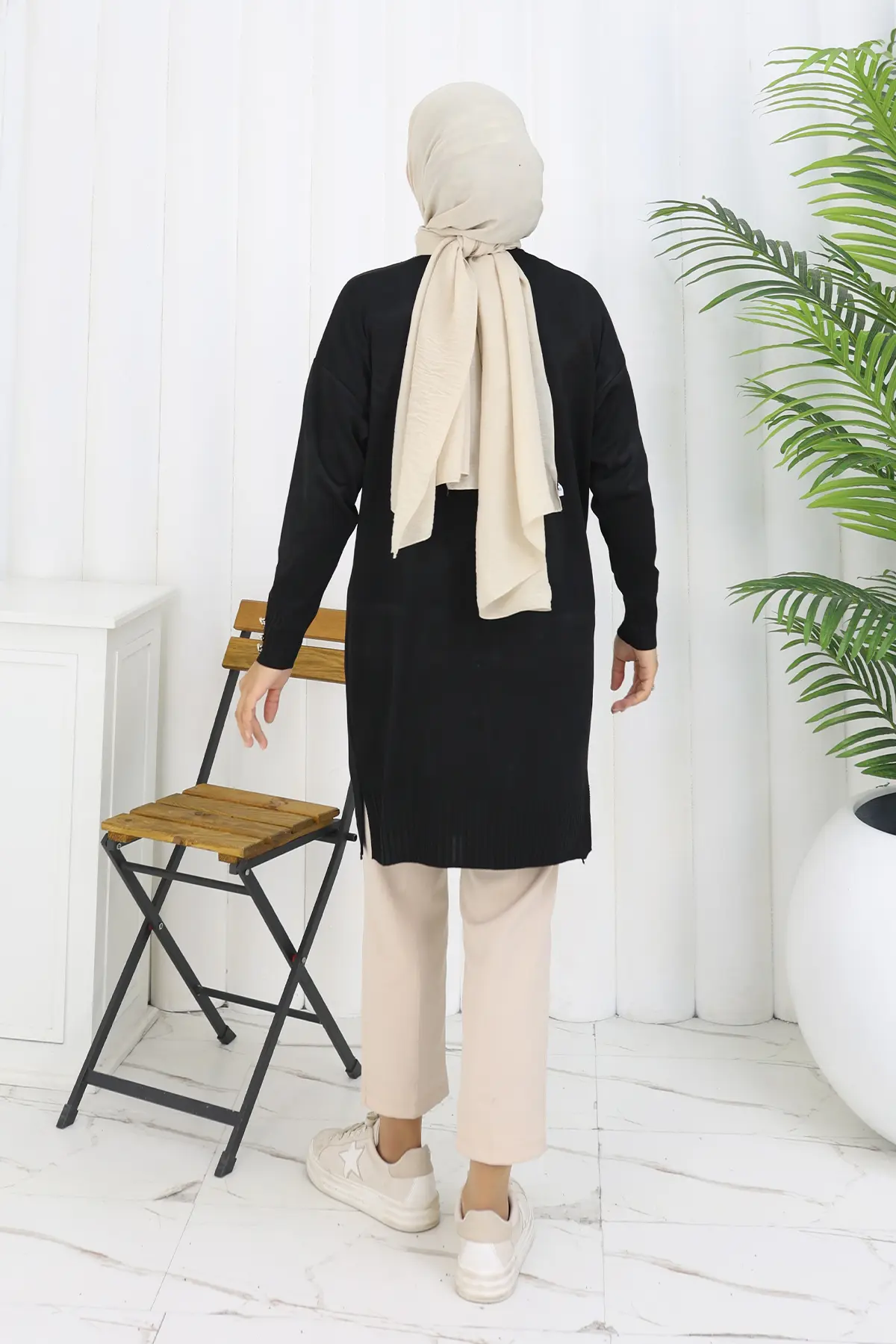 Long Mercerized Cardigan With Collar Detail-detail