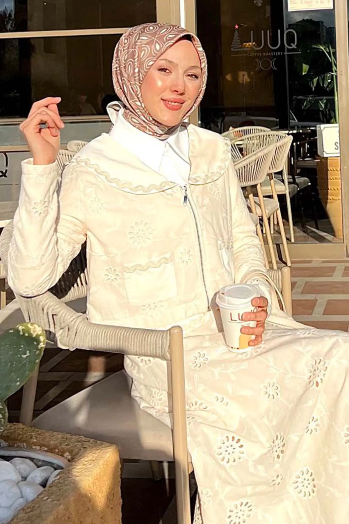 Yakalı Brode Takım-detail