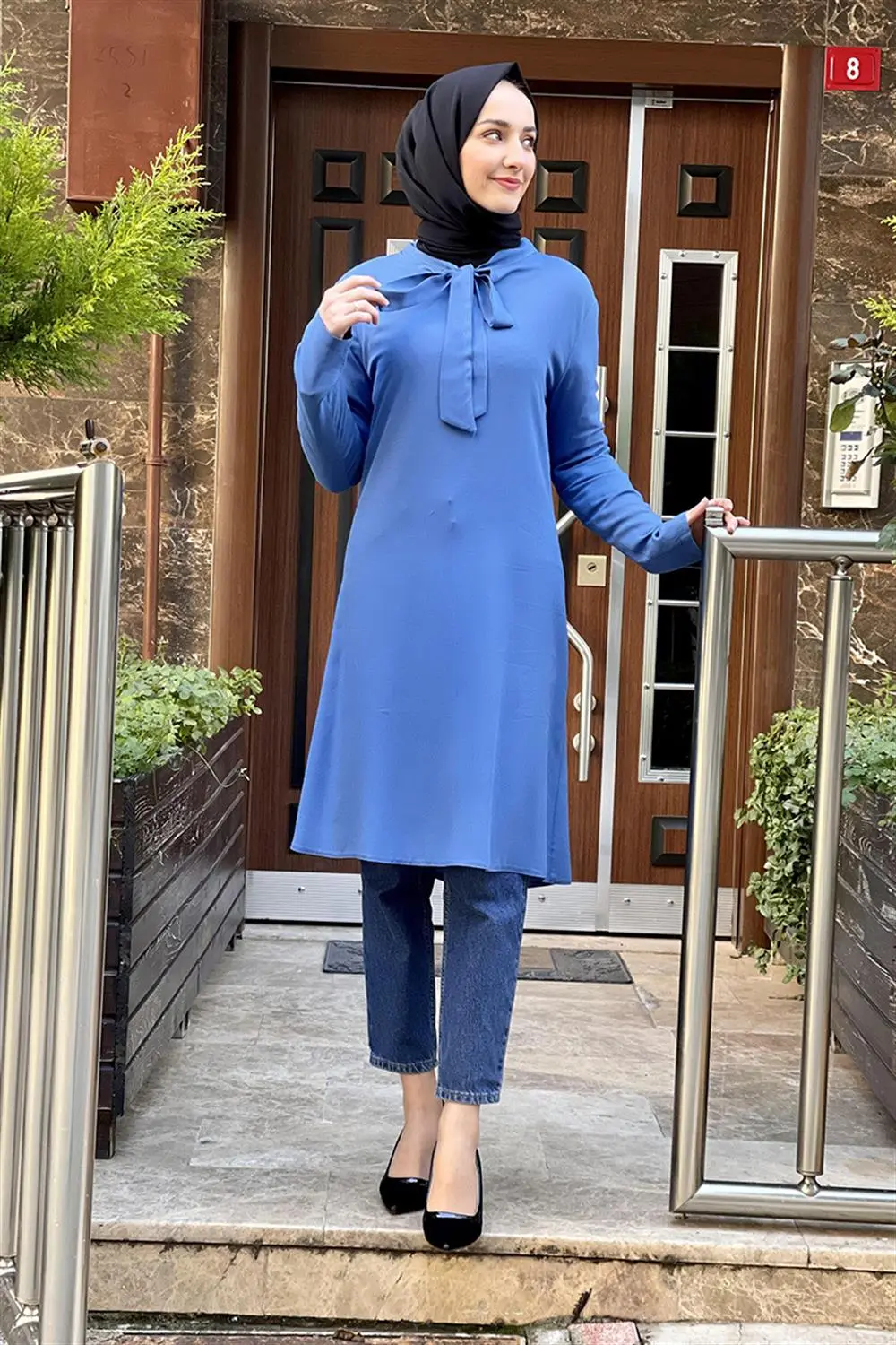 Yakası Bağlamalı Tesettür Tunik Indigo