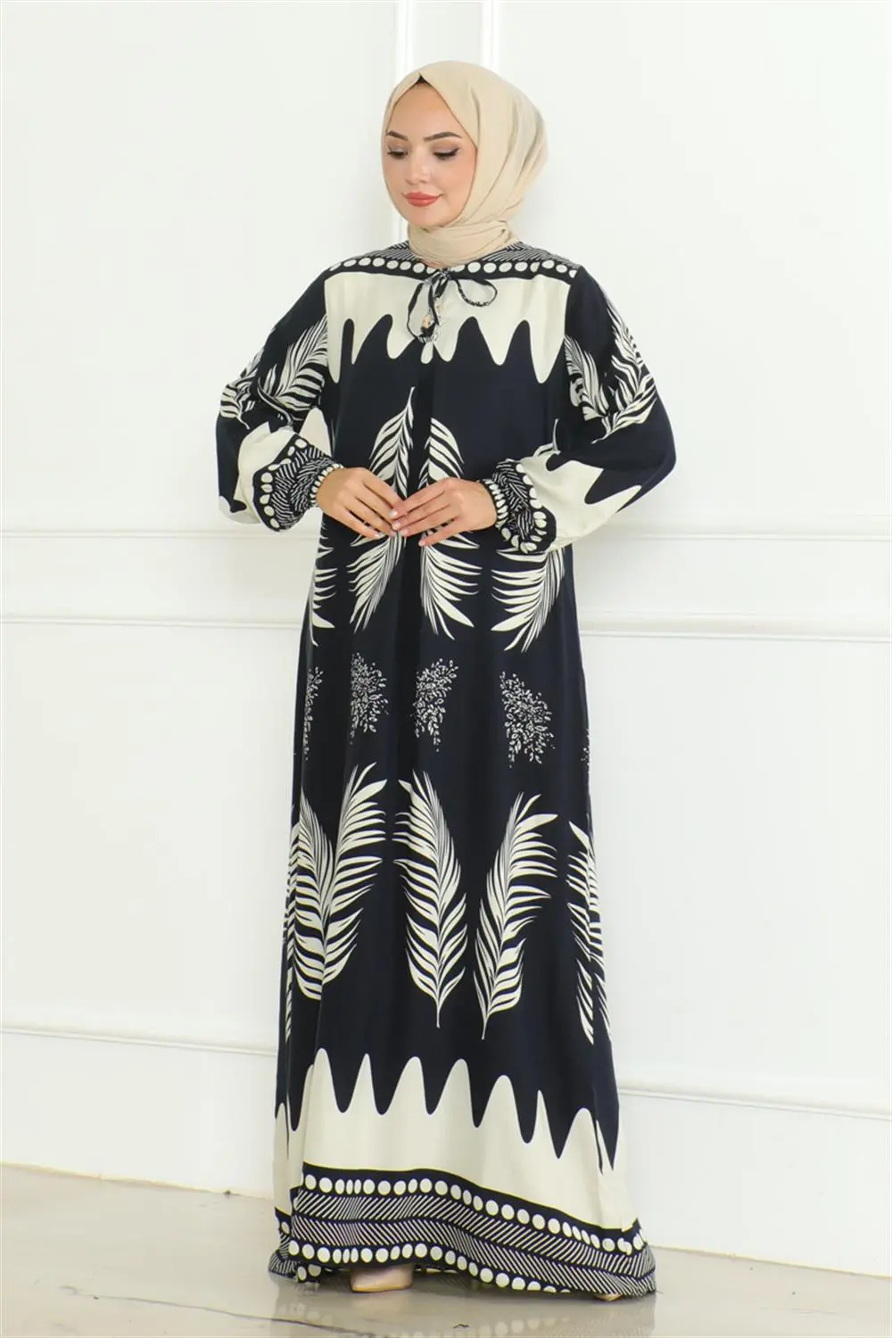 Yakası Bağlamalı Viskon Elbise-detail