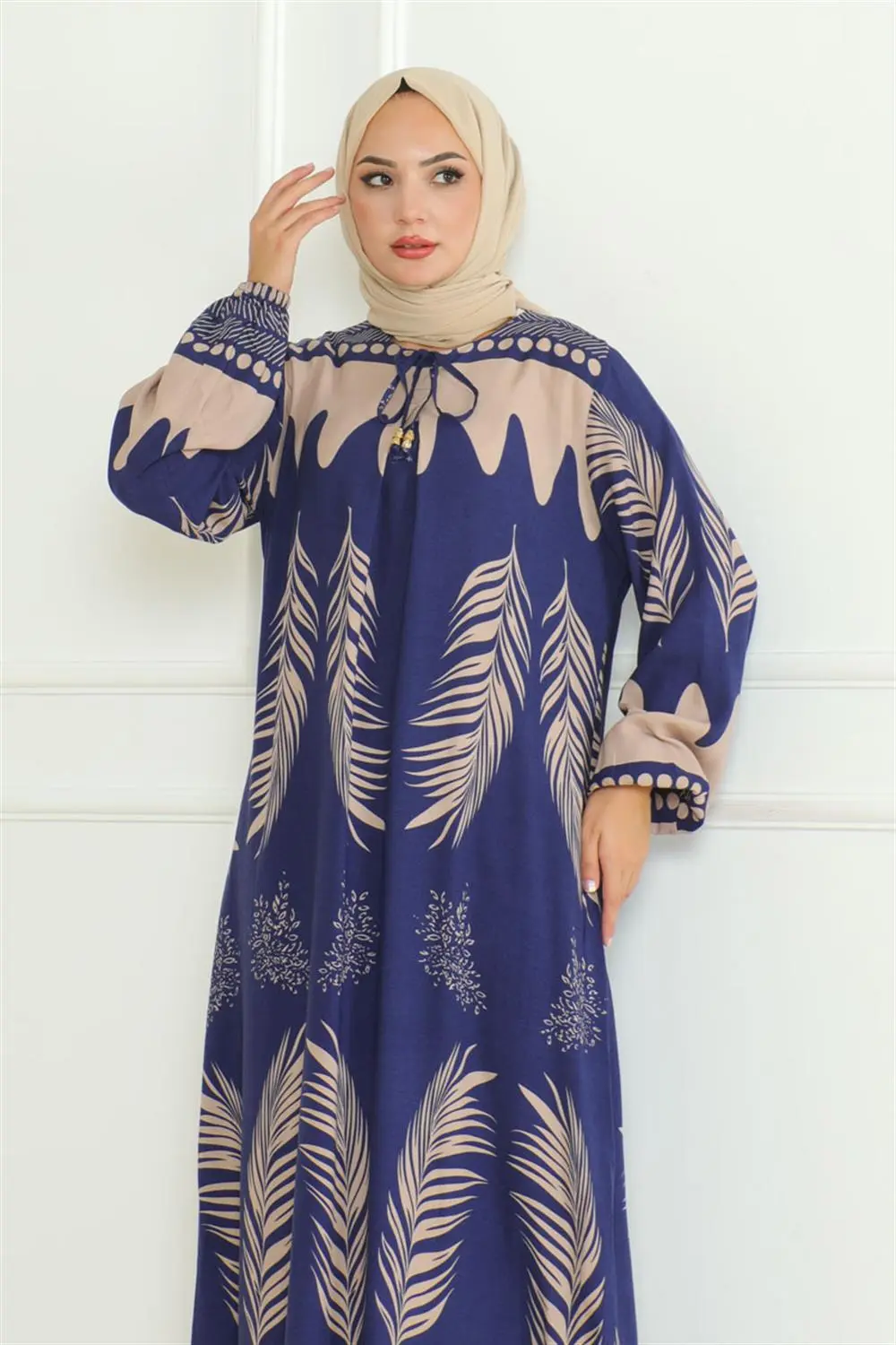 Yakası Bağlamalı Viskon Elbise-detail