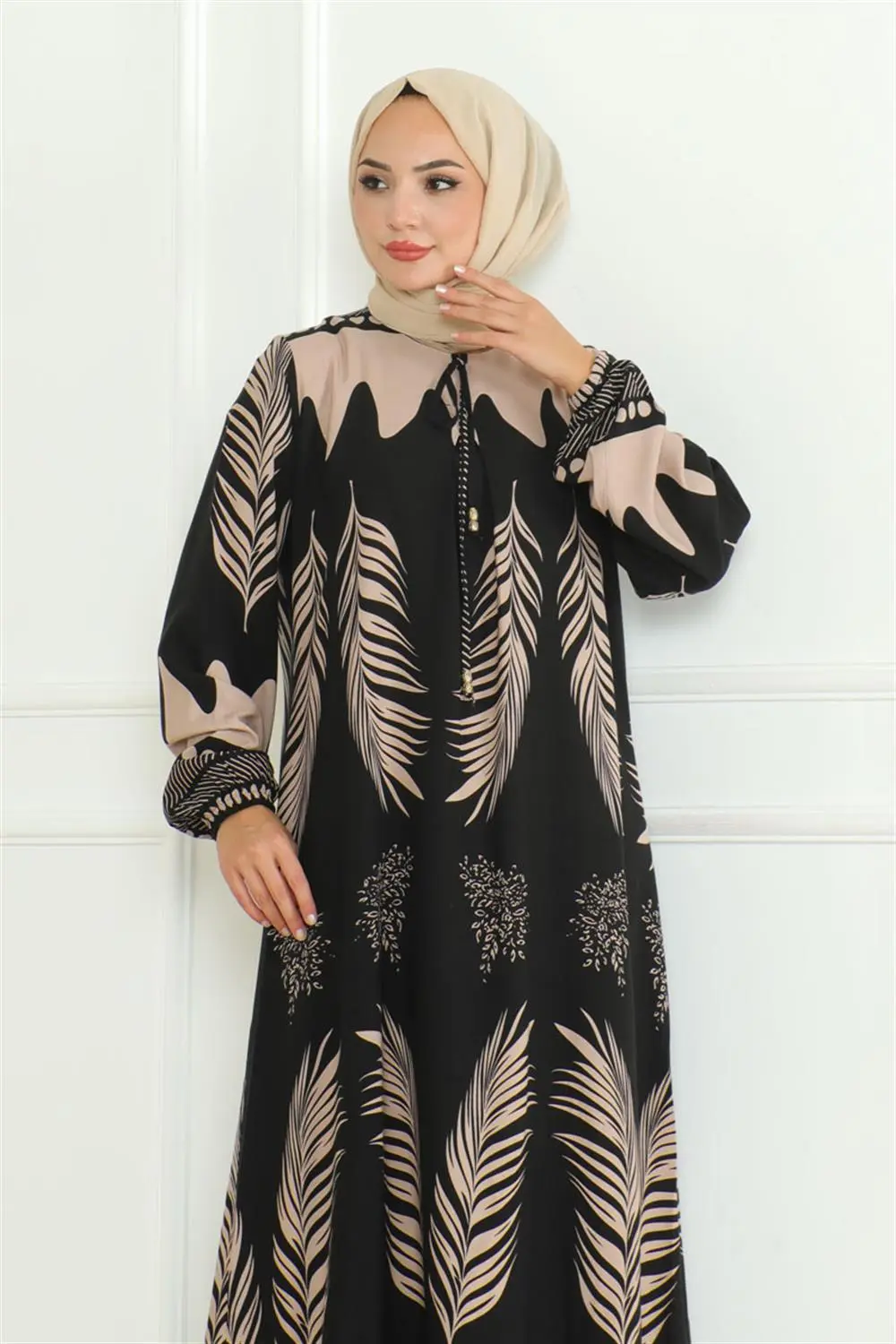 Yakası Bağlamalı Viskon Elbise-detail