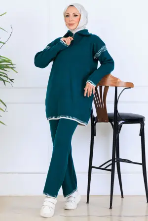 Yakası Fermuarlı Şerit Detay Triko Takım