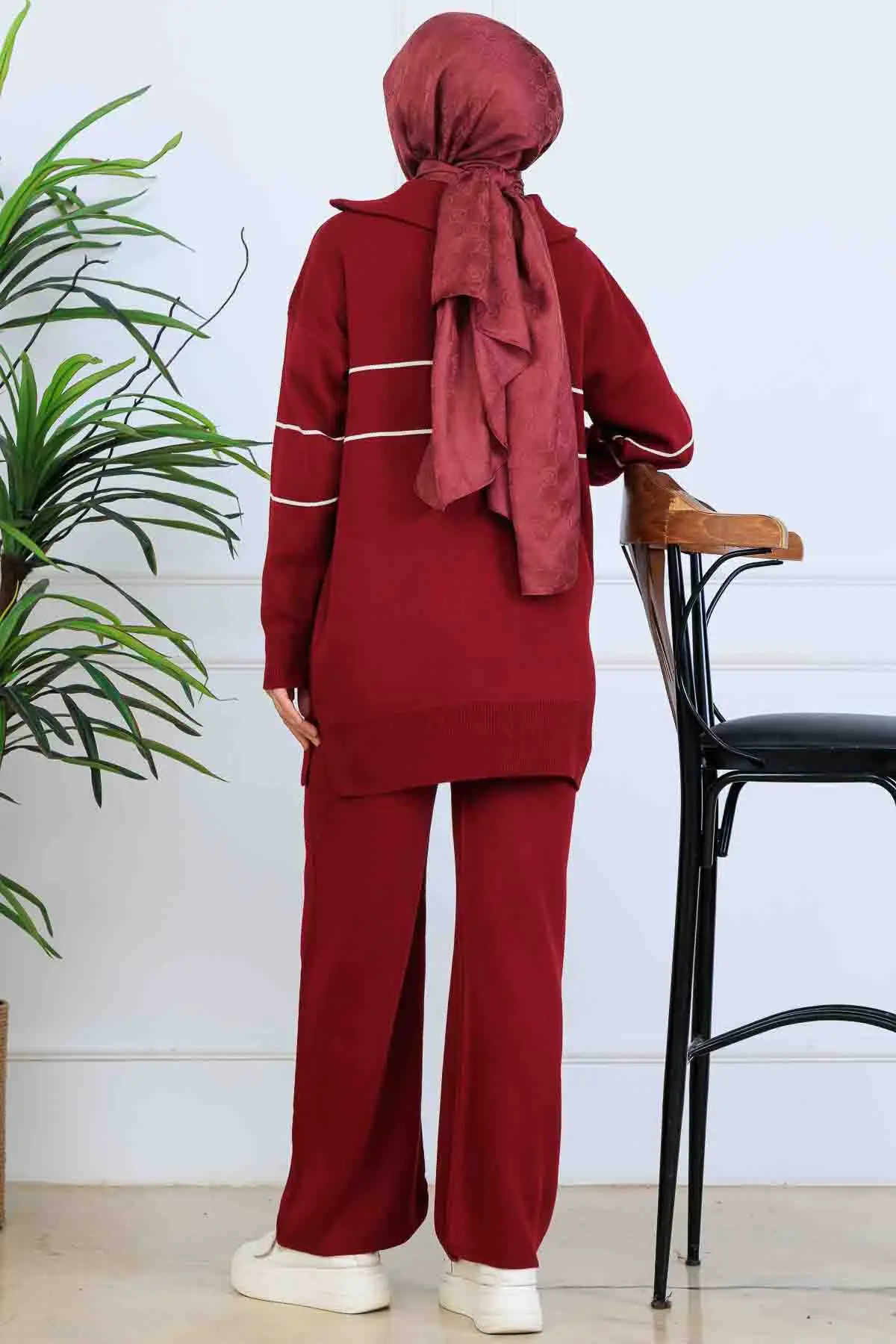 Yakası Fermuarlı Şeritli Triko Takım-detail