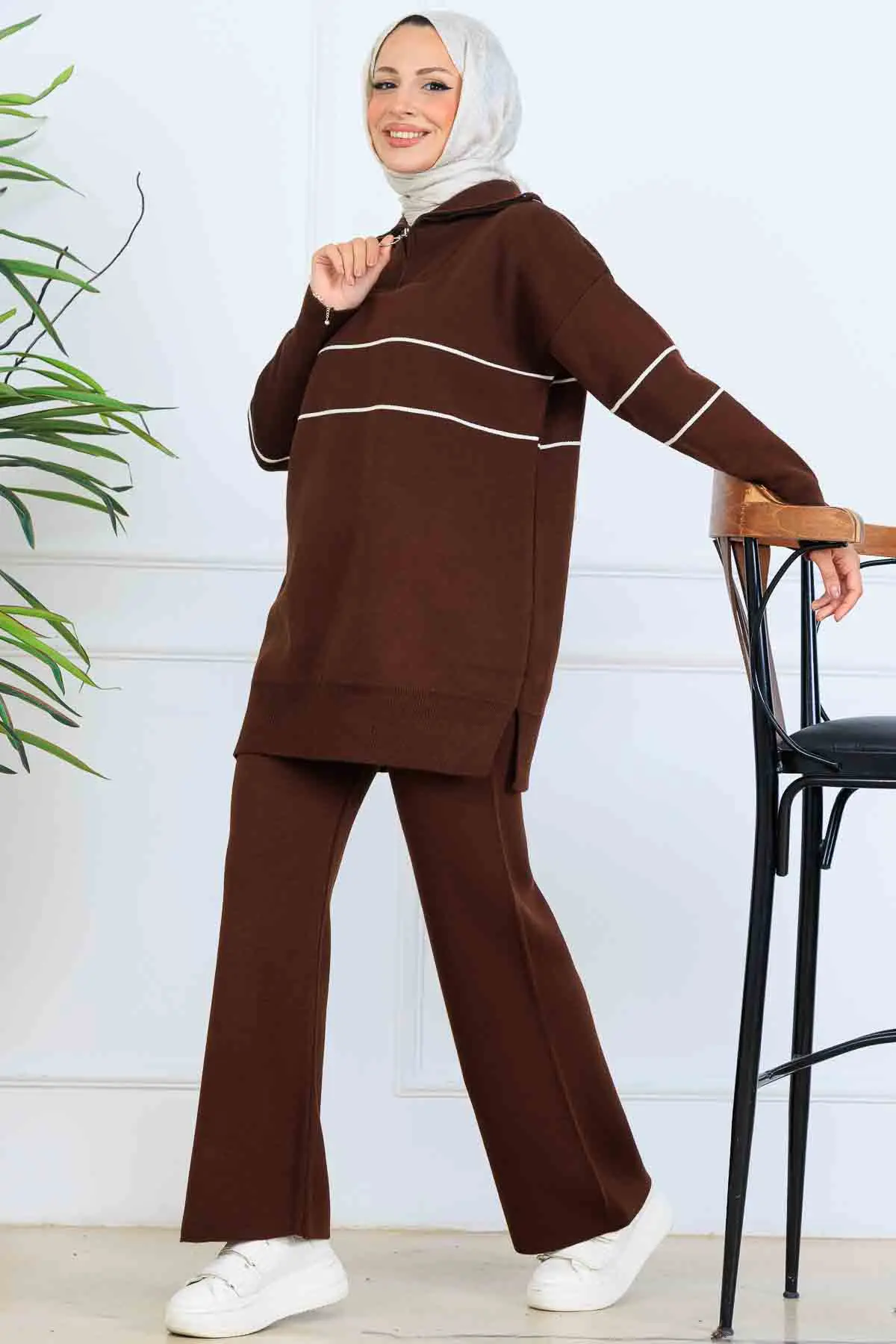 Yakası Fermuarlı Şeritli Triko Takım-detail