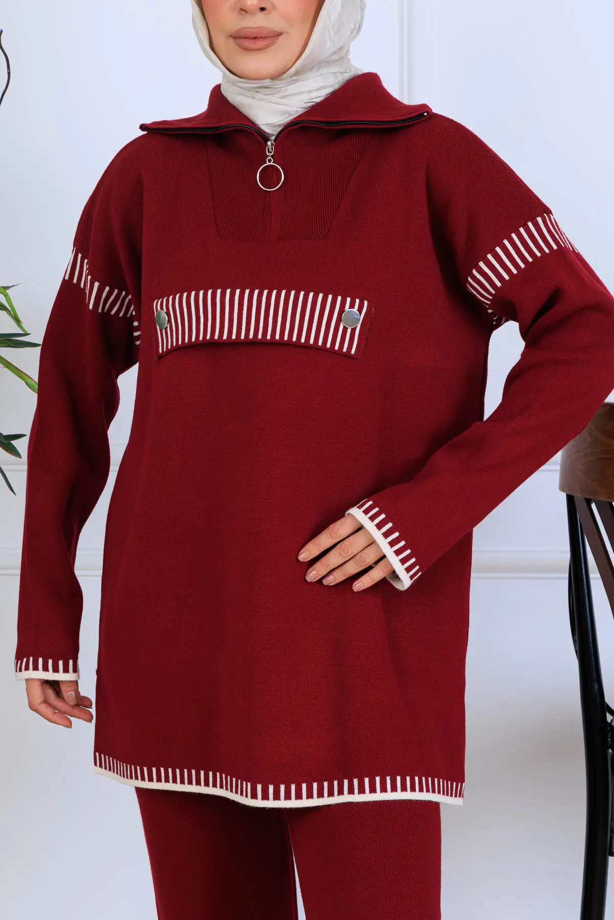 Yakası Fermuarlı Triko Takım-detail