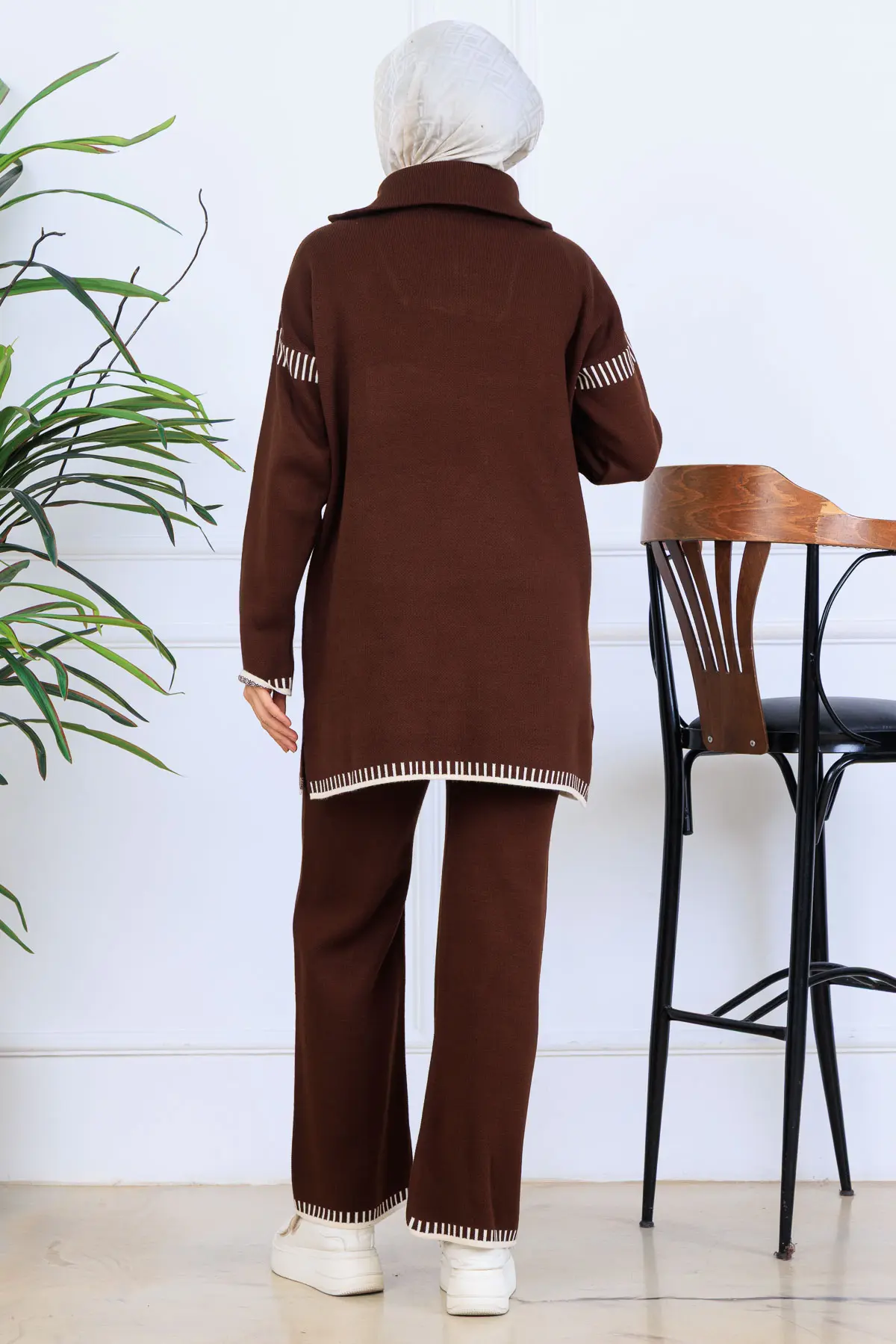 Yakası Fermuarlı Triko Takım-detail