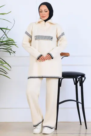 Yakası Fermuarlı Triko Takım