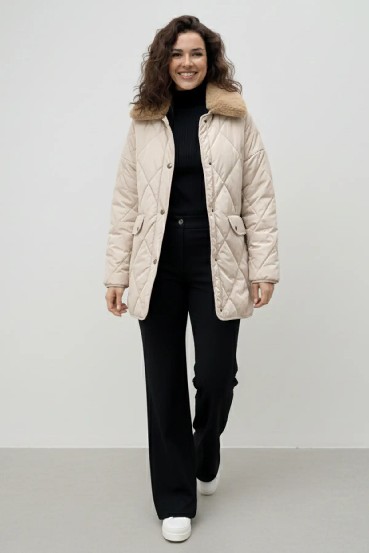 Yakası Kürklü Kapitone Mont-detail