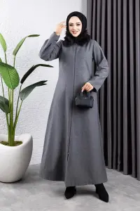 Yakası Kürklü Kaşe Kaban