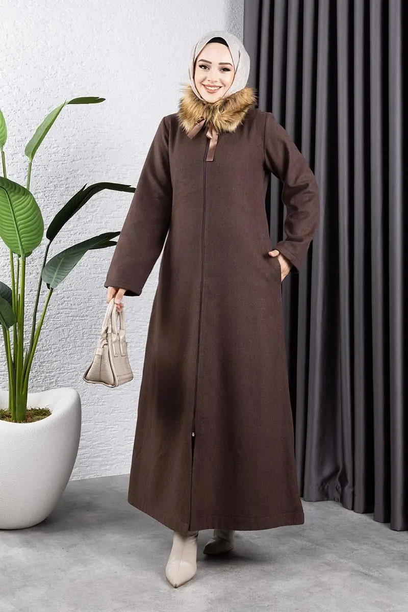 Fur Collared Cashmere Coat-detail