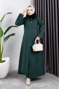 Yakası Kürklü Kaşe Kaban