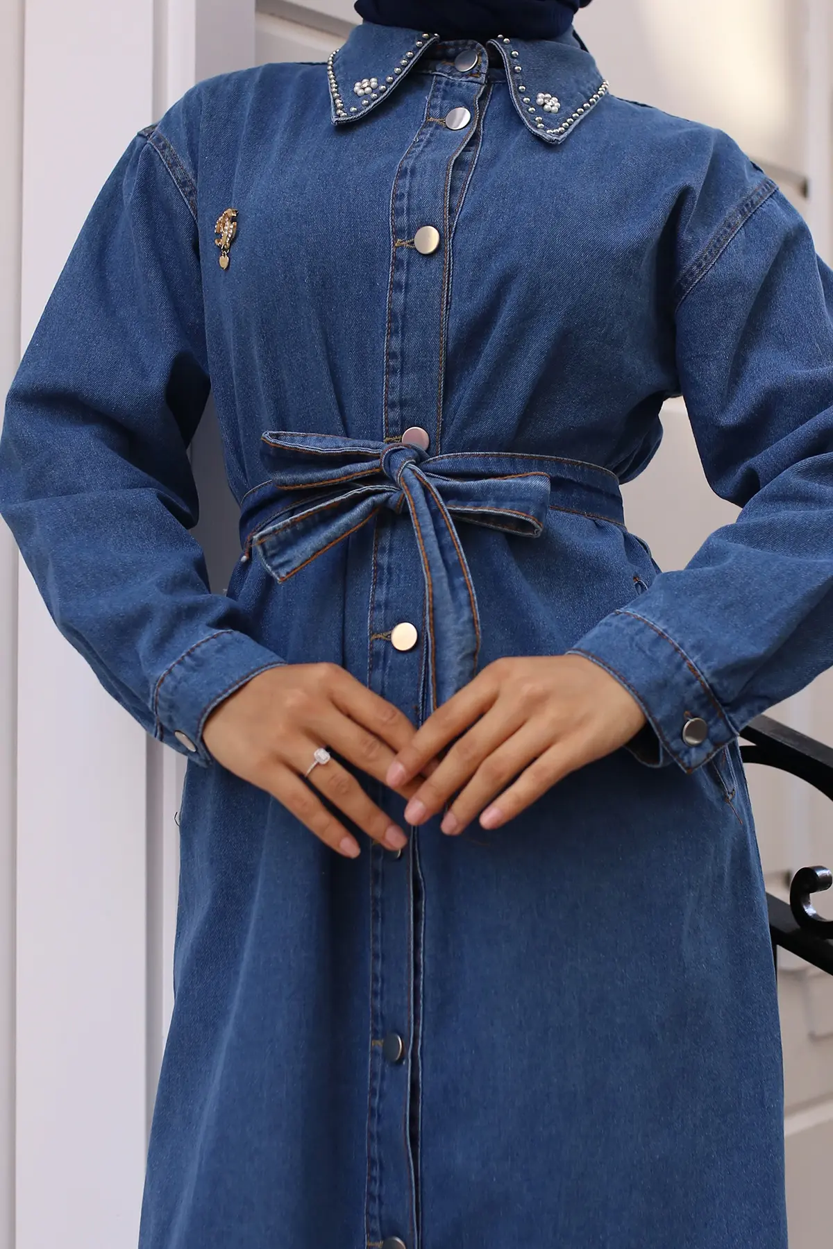 Yakası Taş Detaylı Broşlu Kot Kap Lacivert 7924-detail