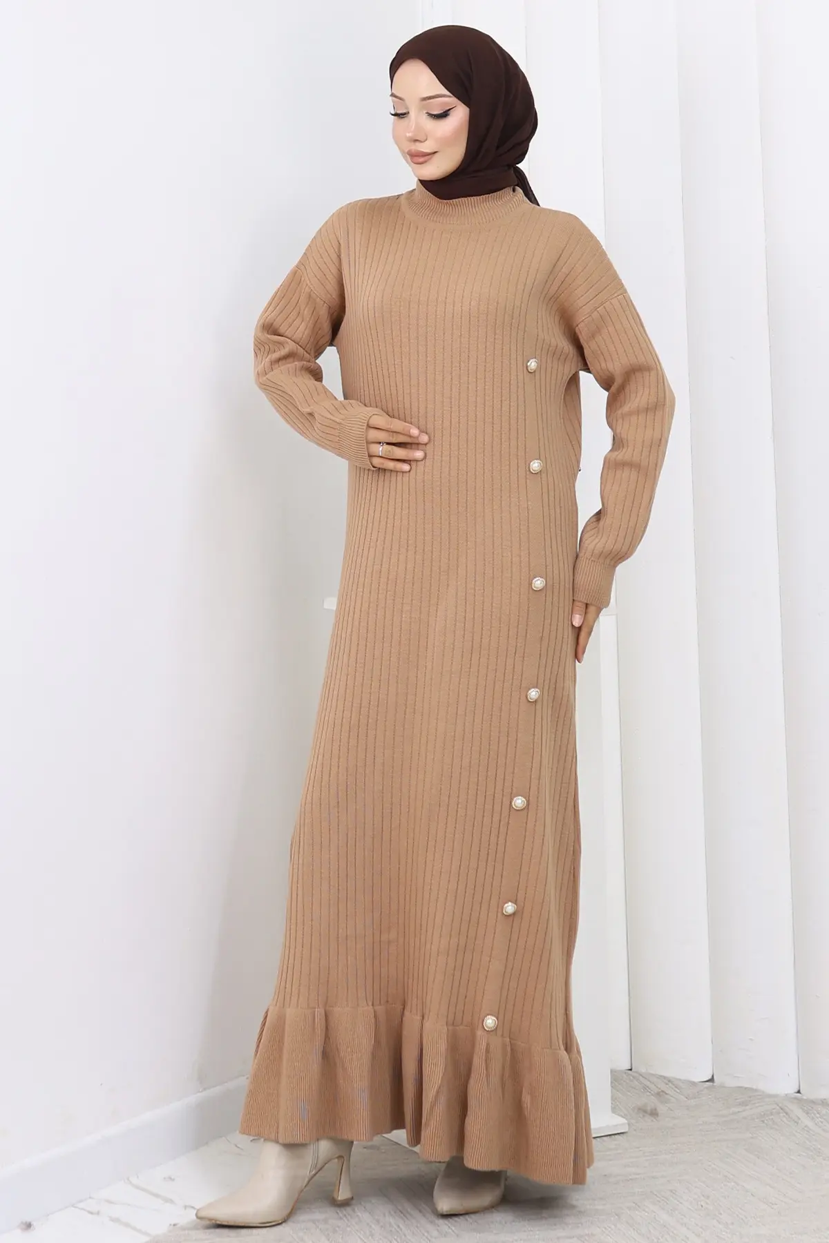 Yan Düğmeli Fırfırlı Elbise-detail