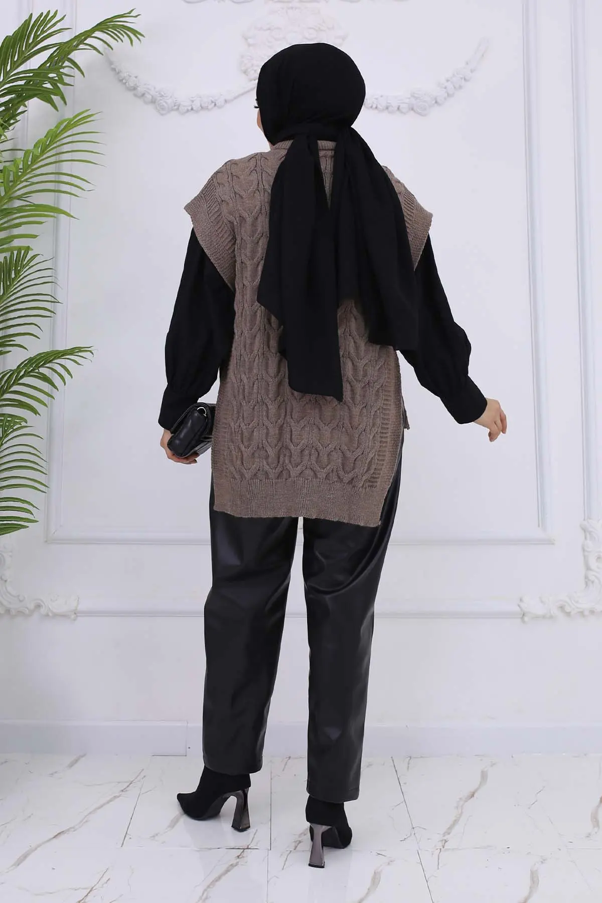 Side Tie Sweater-detail