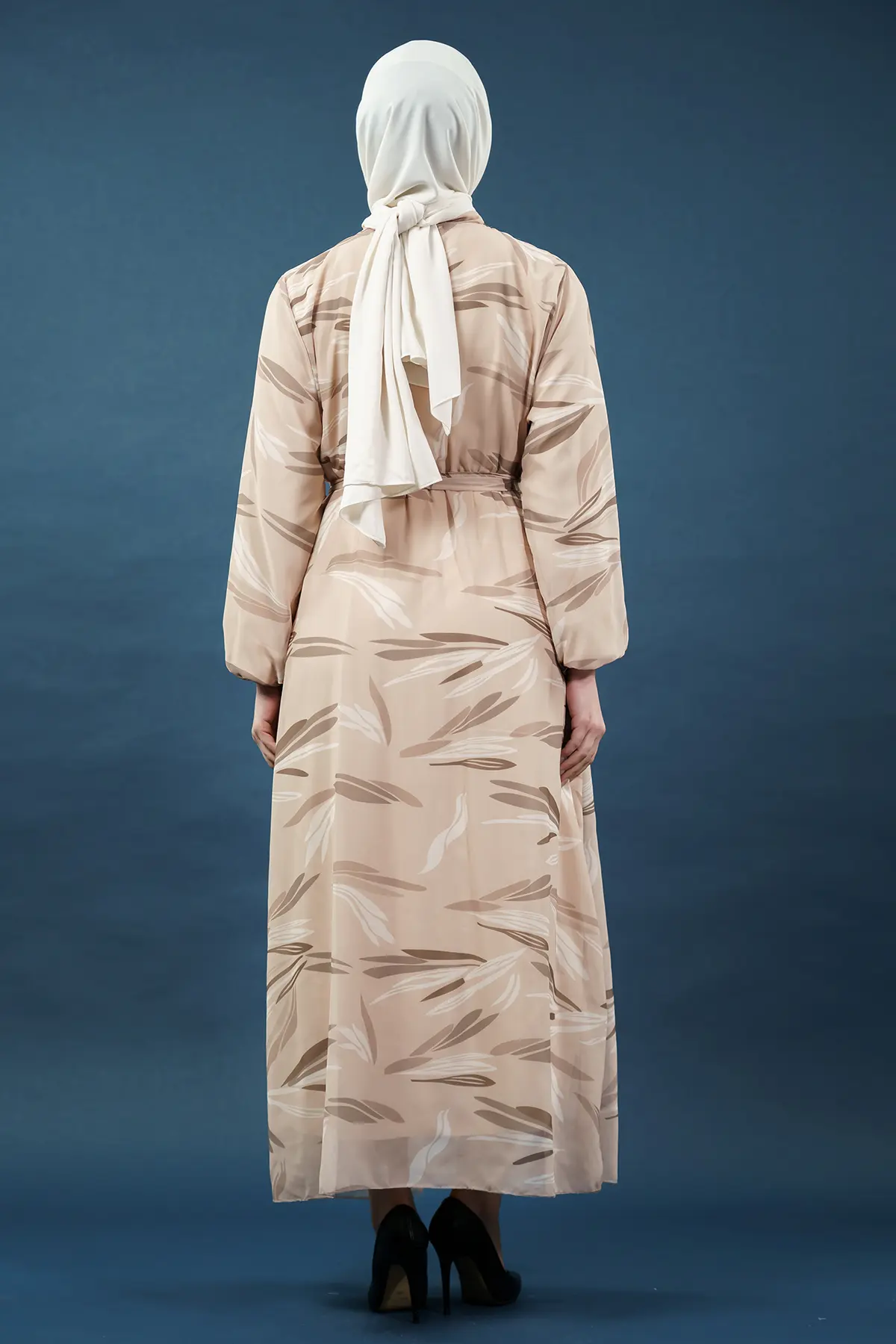 Yaprak Desenli Krem Tesettür Elbise-detail