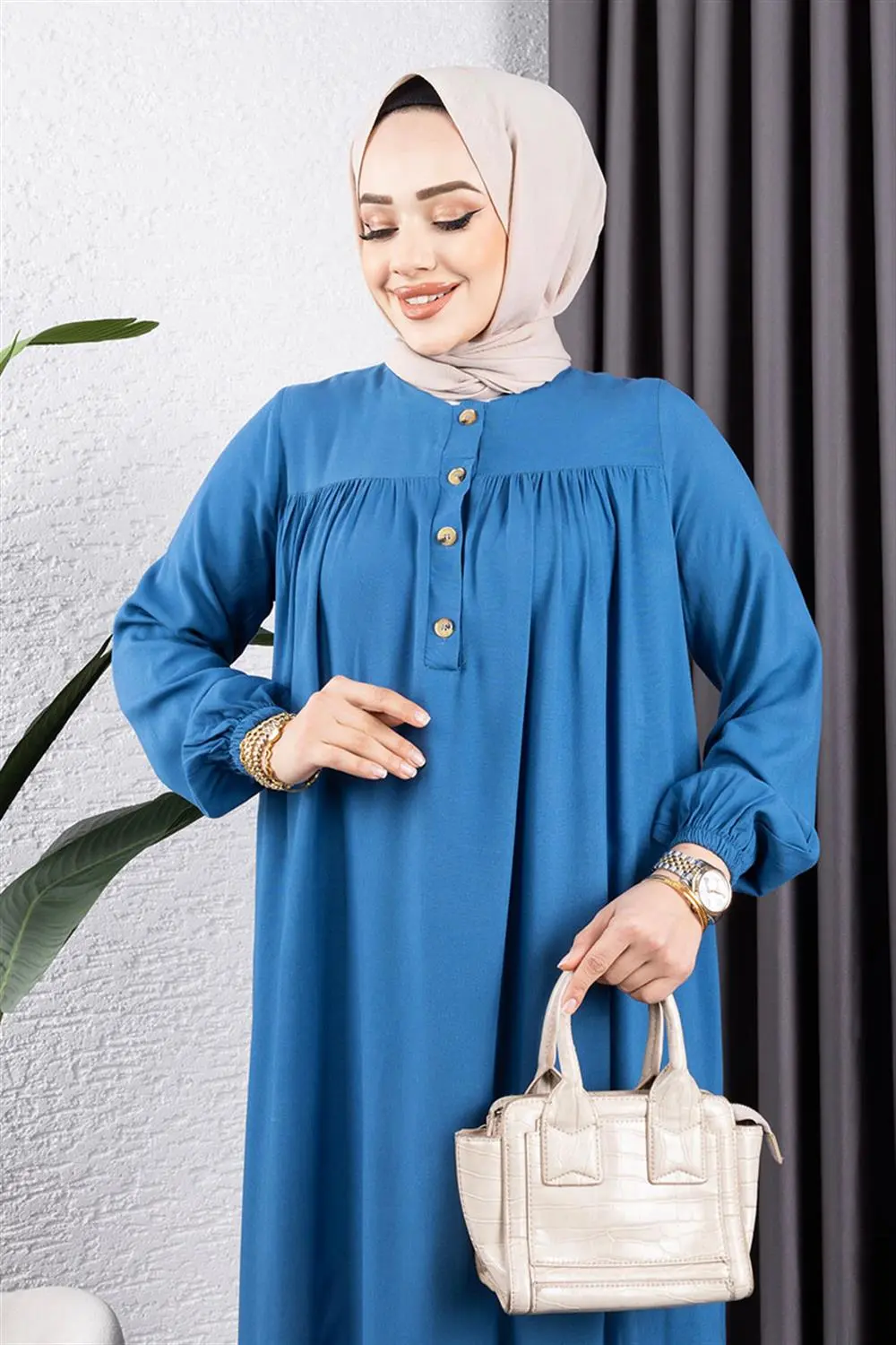 Yarım Düğmeli Viskon Elbise-detail