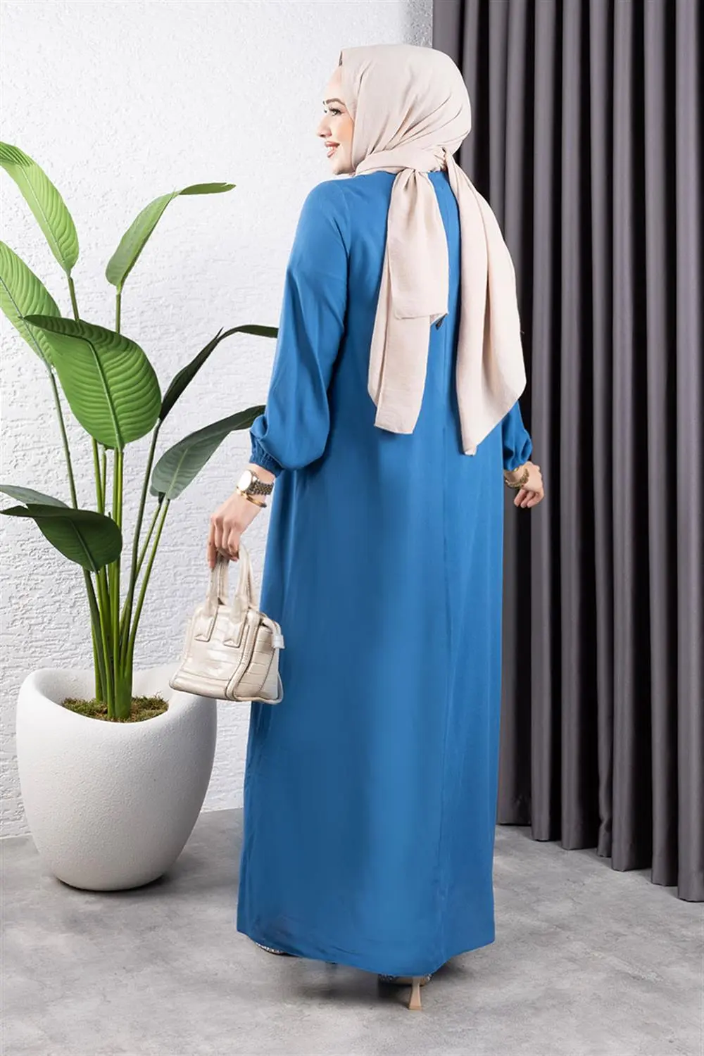 Yarım Düğmeli Viskon Elbise-detail