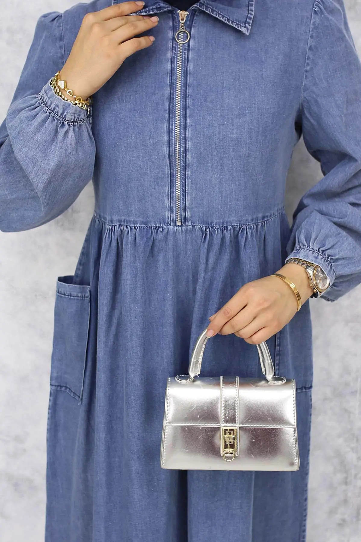 Denim Dress With Half Zipper Pockets-detail