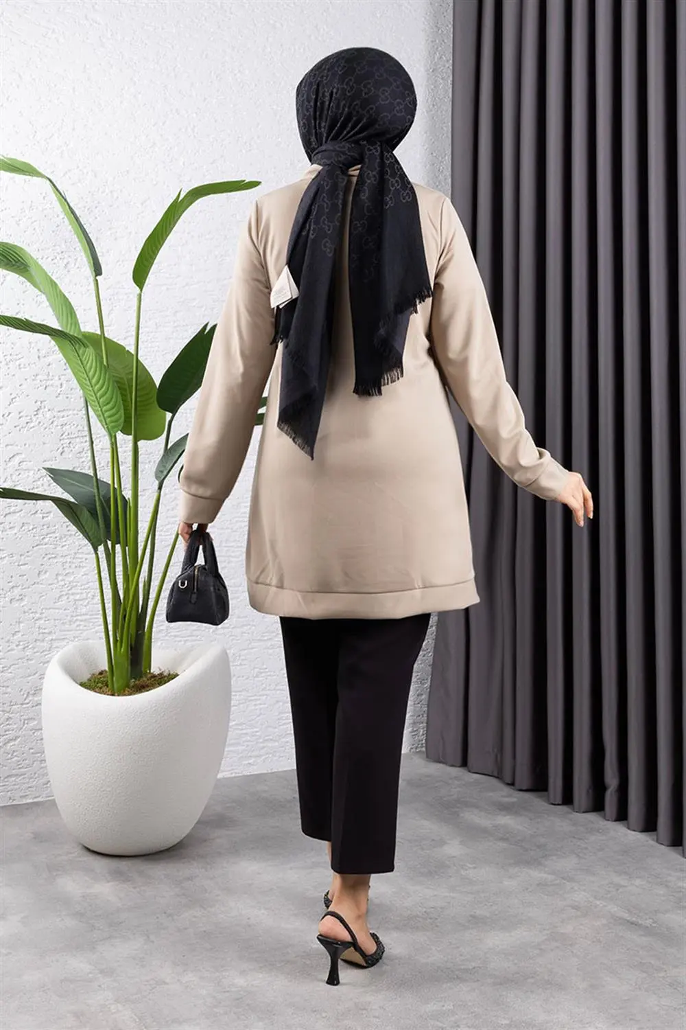 Yarım Fermuarlı Spor Tunik-detail