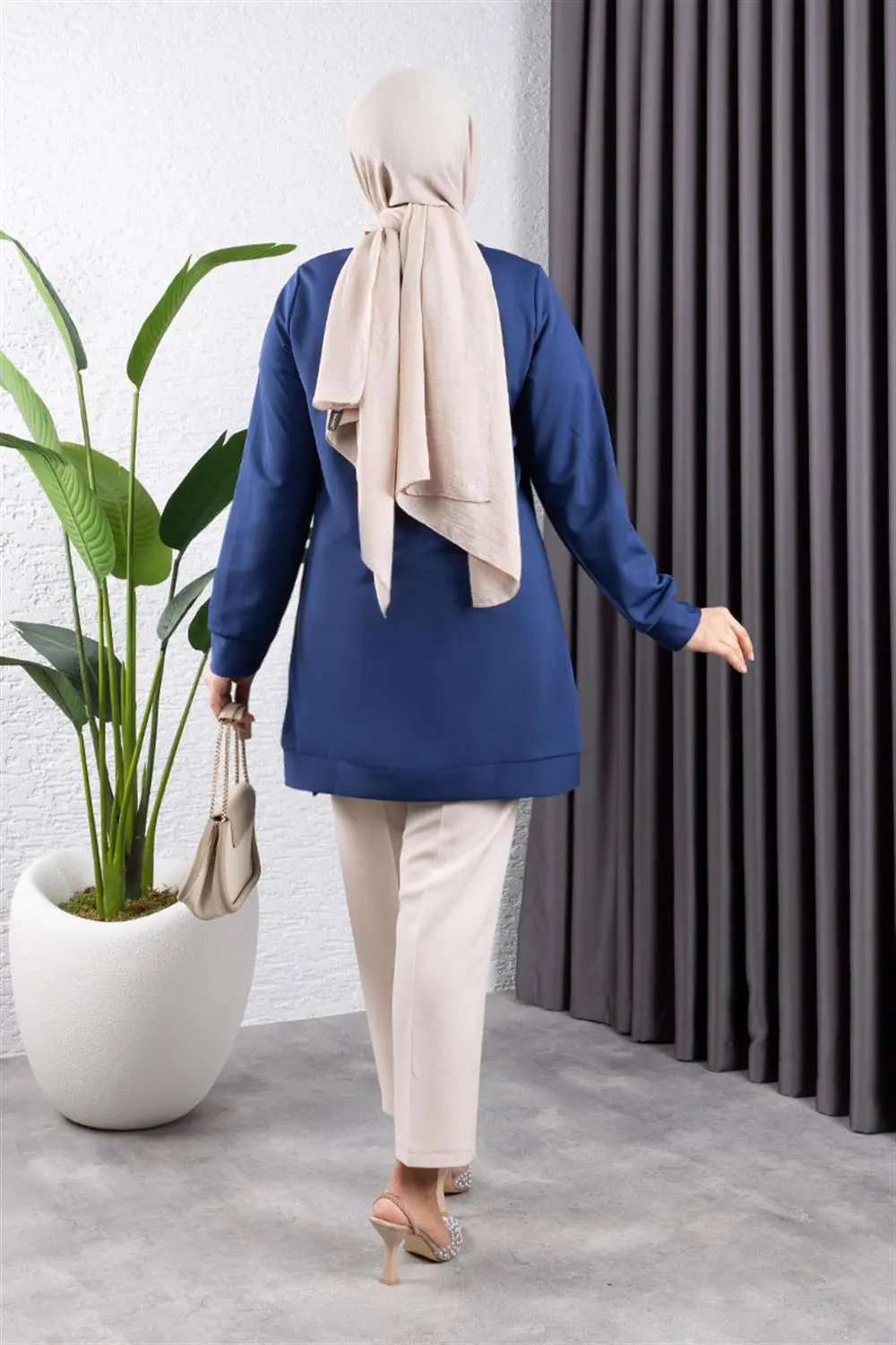 Yarım Fermuarlı Spor Tunik-detail