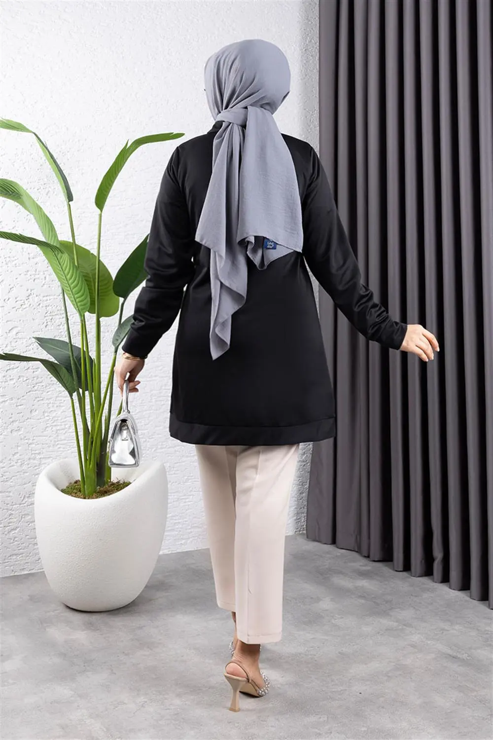 Yarım Fermuarlı Spor Tunik-detail