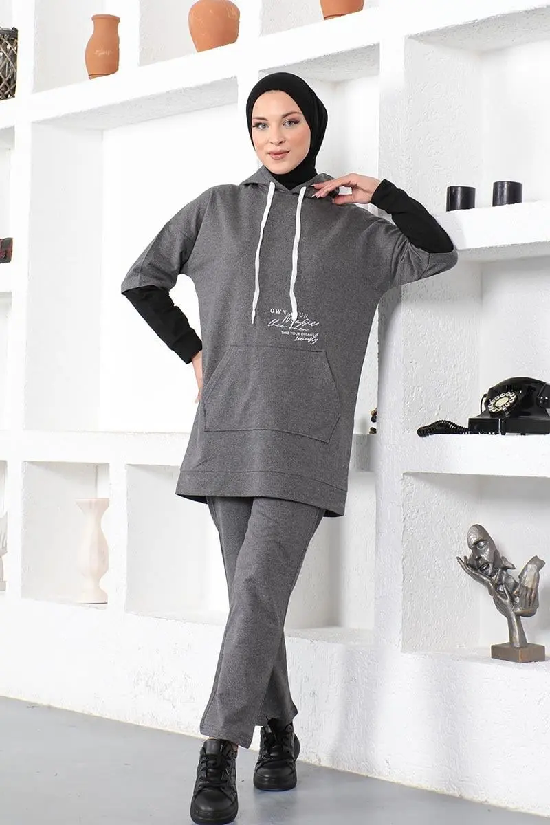 Text Printed Sports Suit-detail