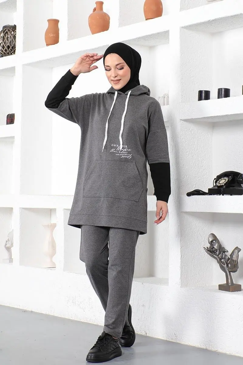 Text Printed Sports Suit-detail