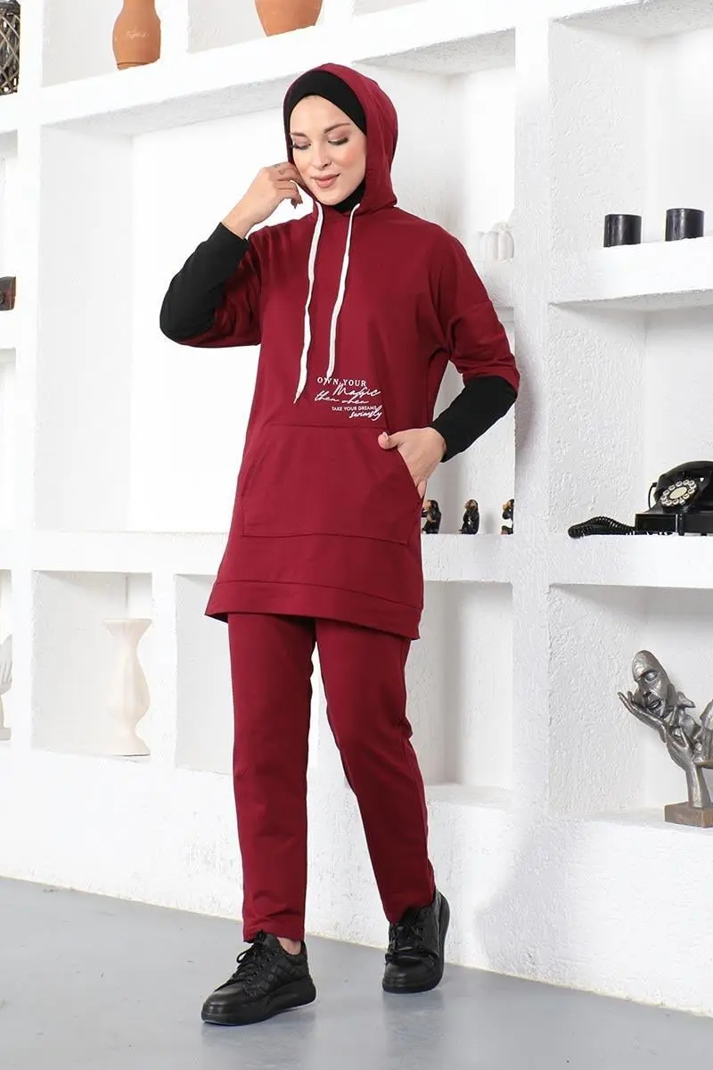 Text Printed Sports Suit-detail