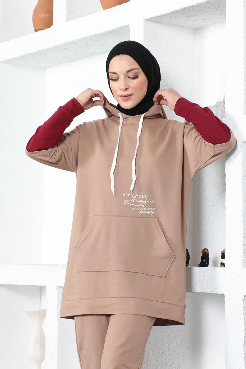 Text Printed Sports Suit-detail