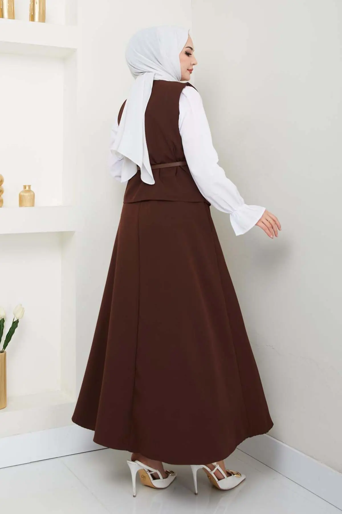 Vest Skirt Suit-detail