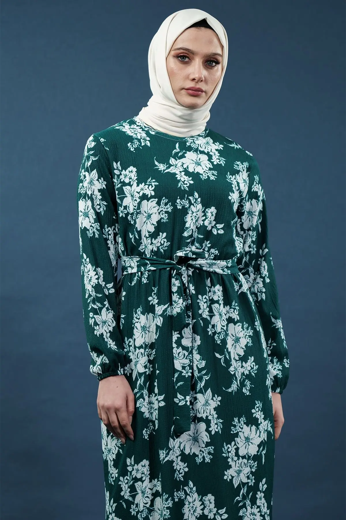 Yeni Sezon Bürümcük Çiçek Desenli Yeşil Elbise-detail