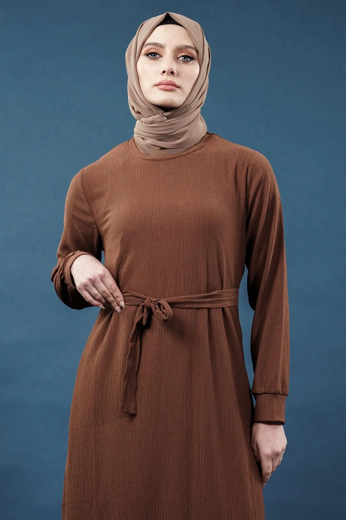 Yeni Sezon Bürümcük Kahverengi Elbise-detail