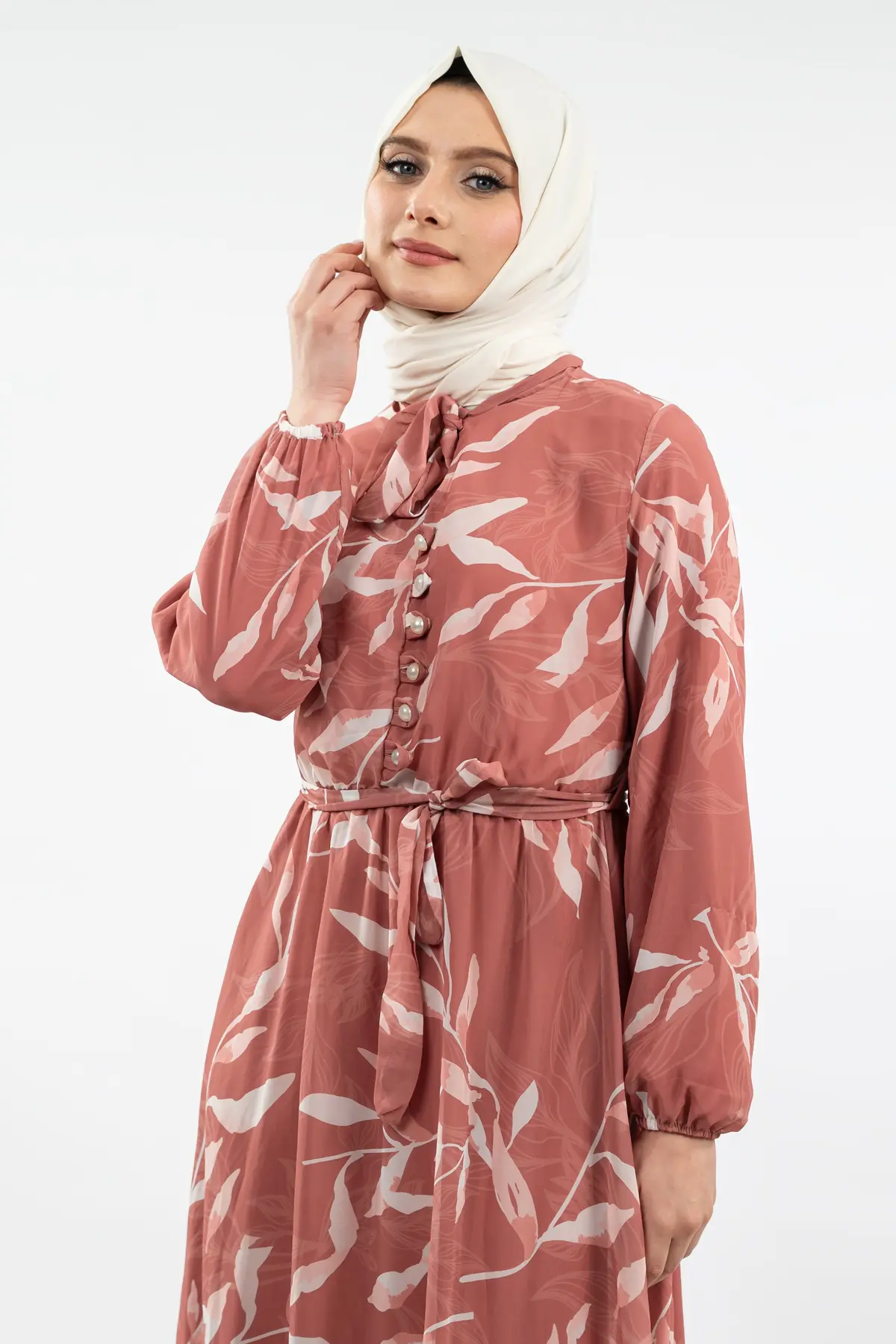 Yeni Sezon Çiçek Desenli Tesettür Elbise-detail