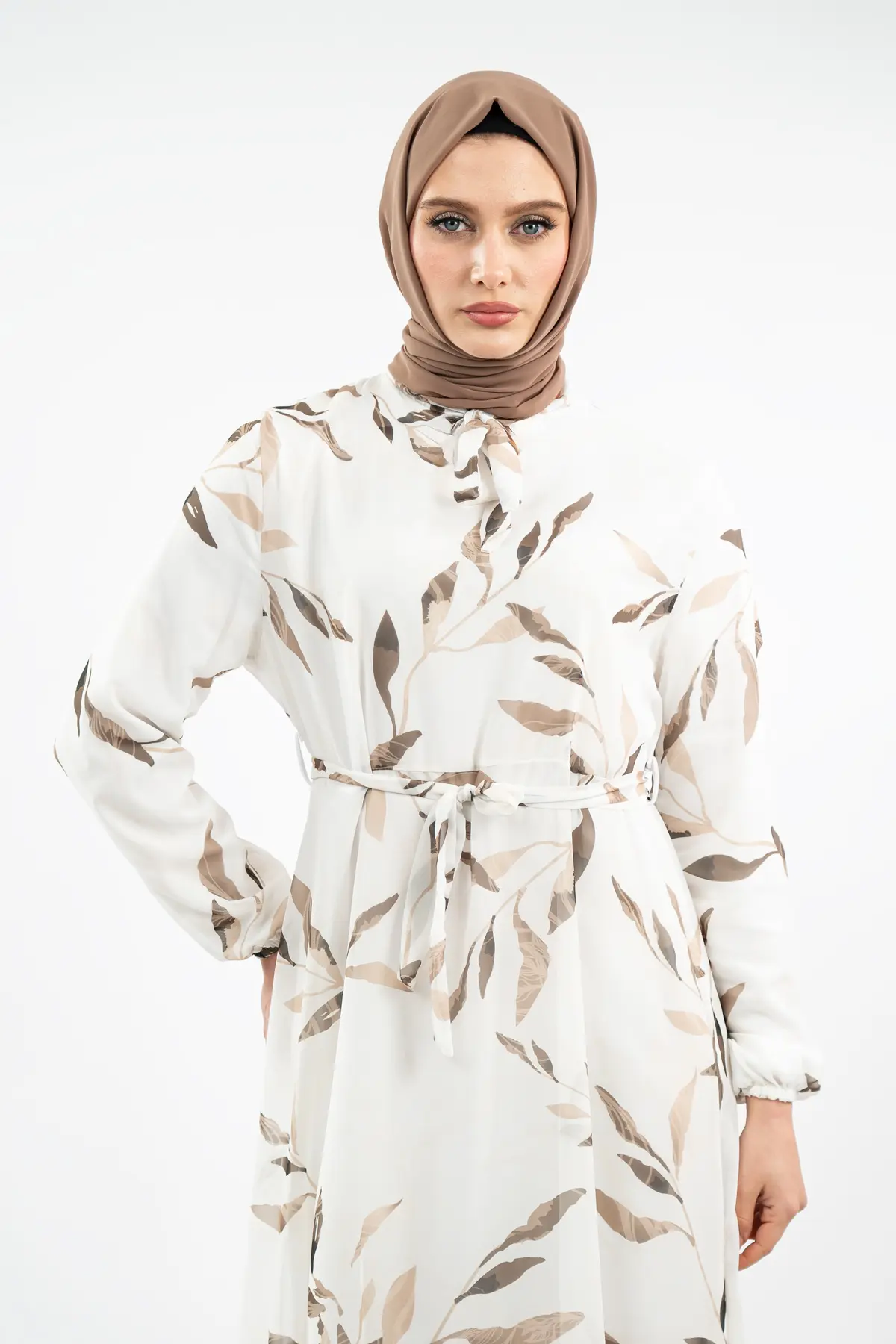 Yeni Sezon Çiçek Desenli Tesettür Elbise-detail