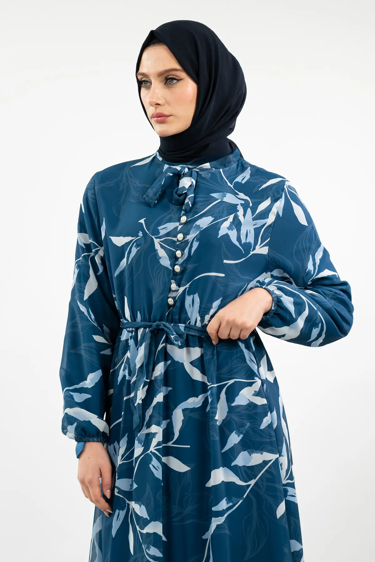 Yeni Sezon Çiçek Desenli Tesettür Elbise-detail