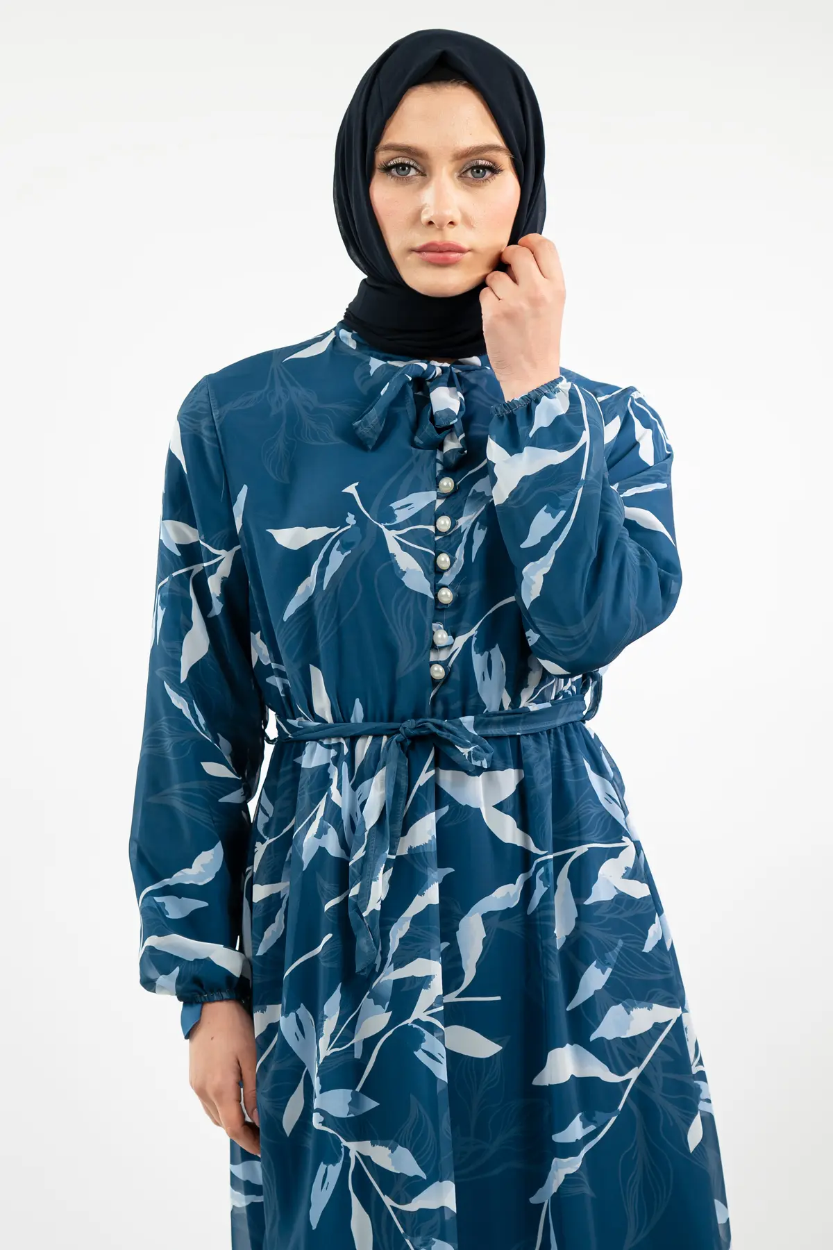 Yeni Sezon Çiçek Desenli Tesettür Elbise-detail