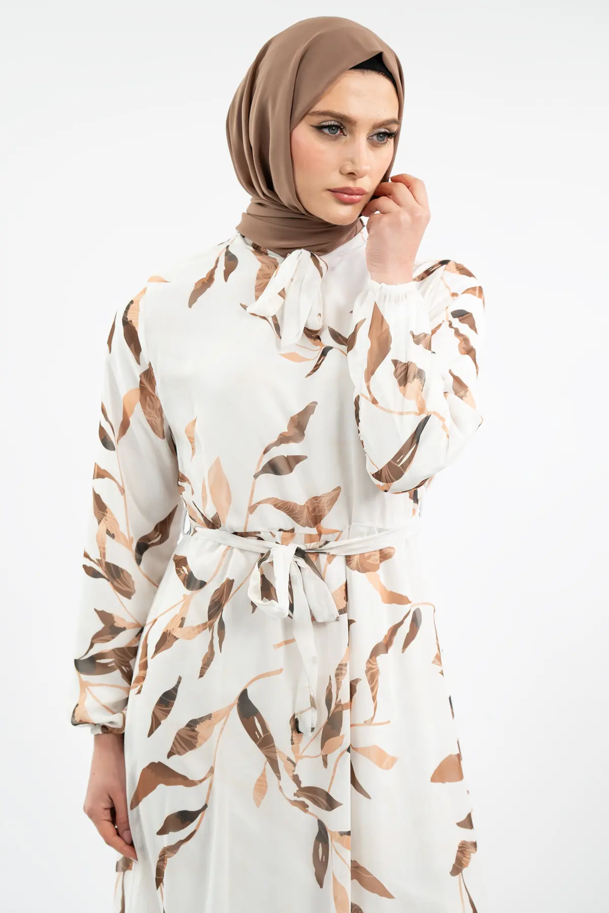 Yeni Sezon Çiçek Desenli Tesettür Elbise-detail