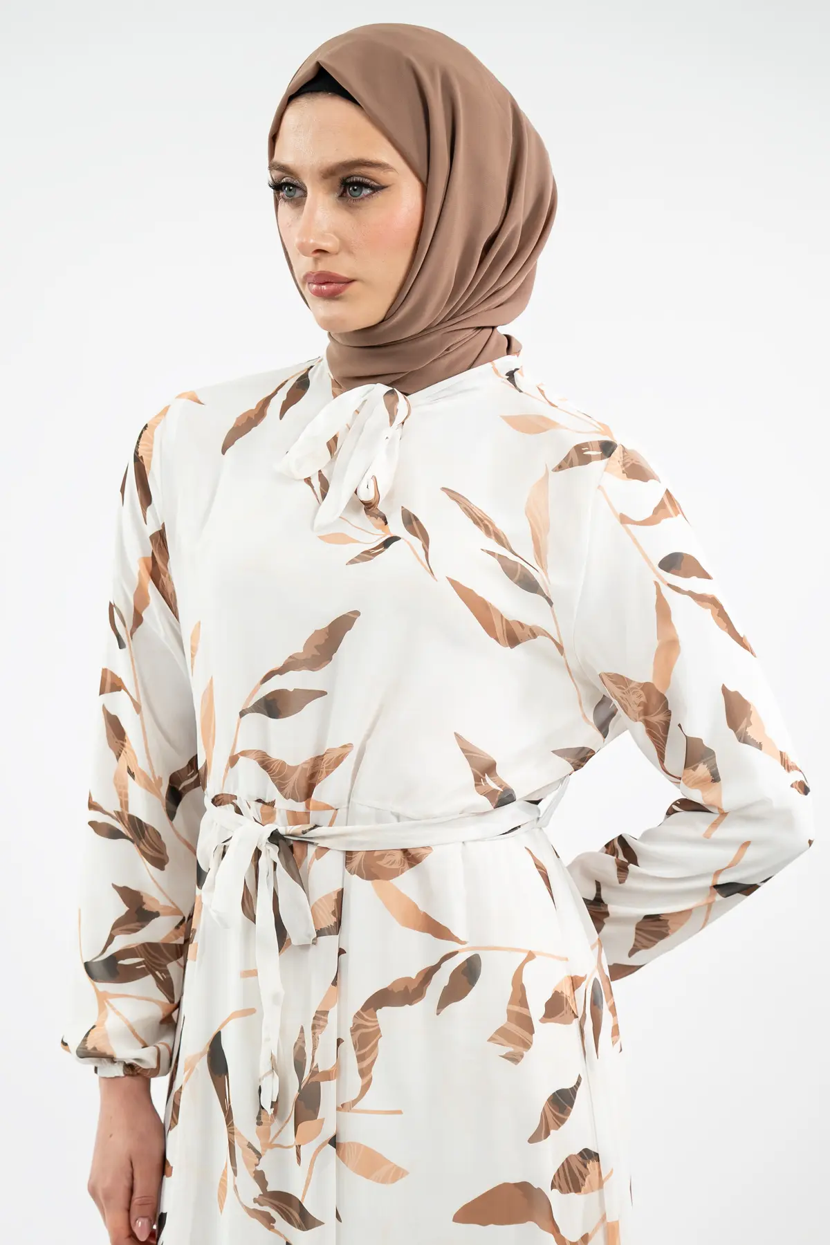 Yeni Sezon Çiçek Desenli Tesettür Elbise-detail