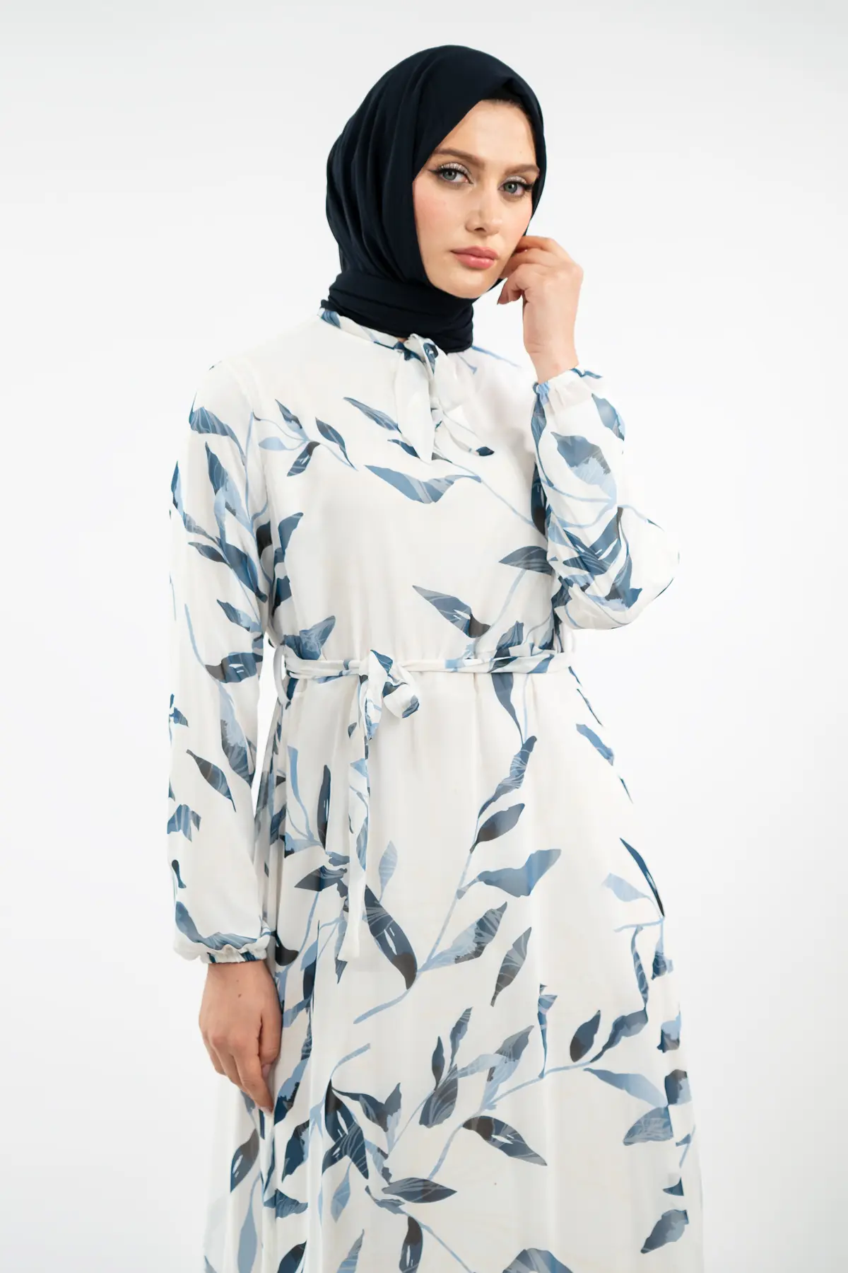 Yeni Sezon Çiçek Desenli Tesettür Elbise-detail