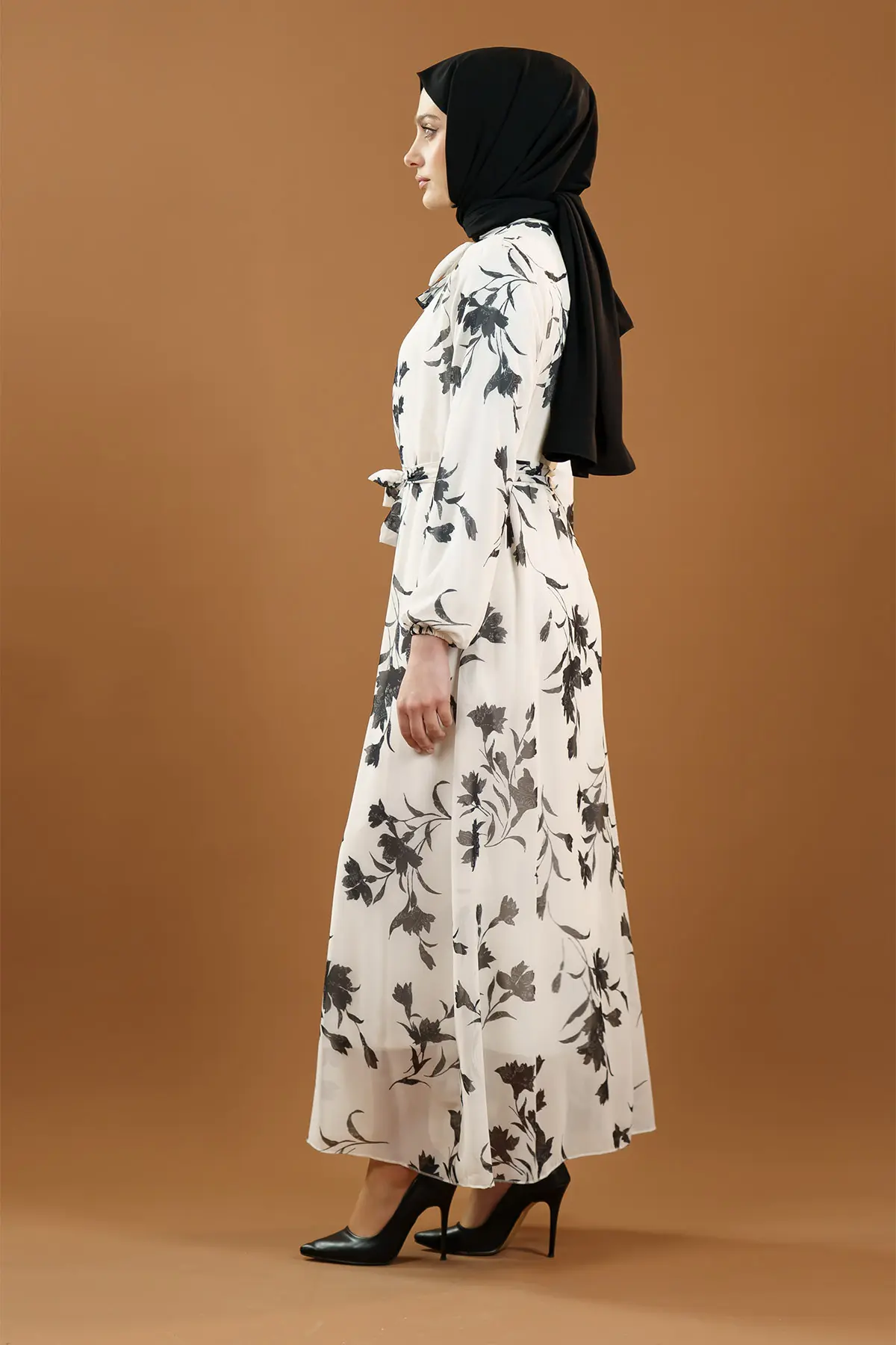Yeni Sezon Çiçek Desenli Tesettür Elbise-detail