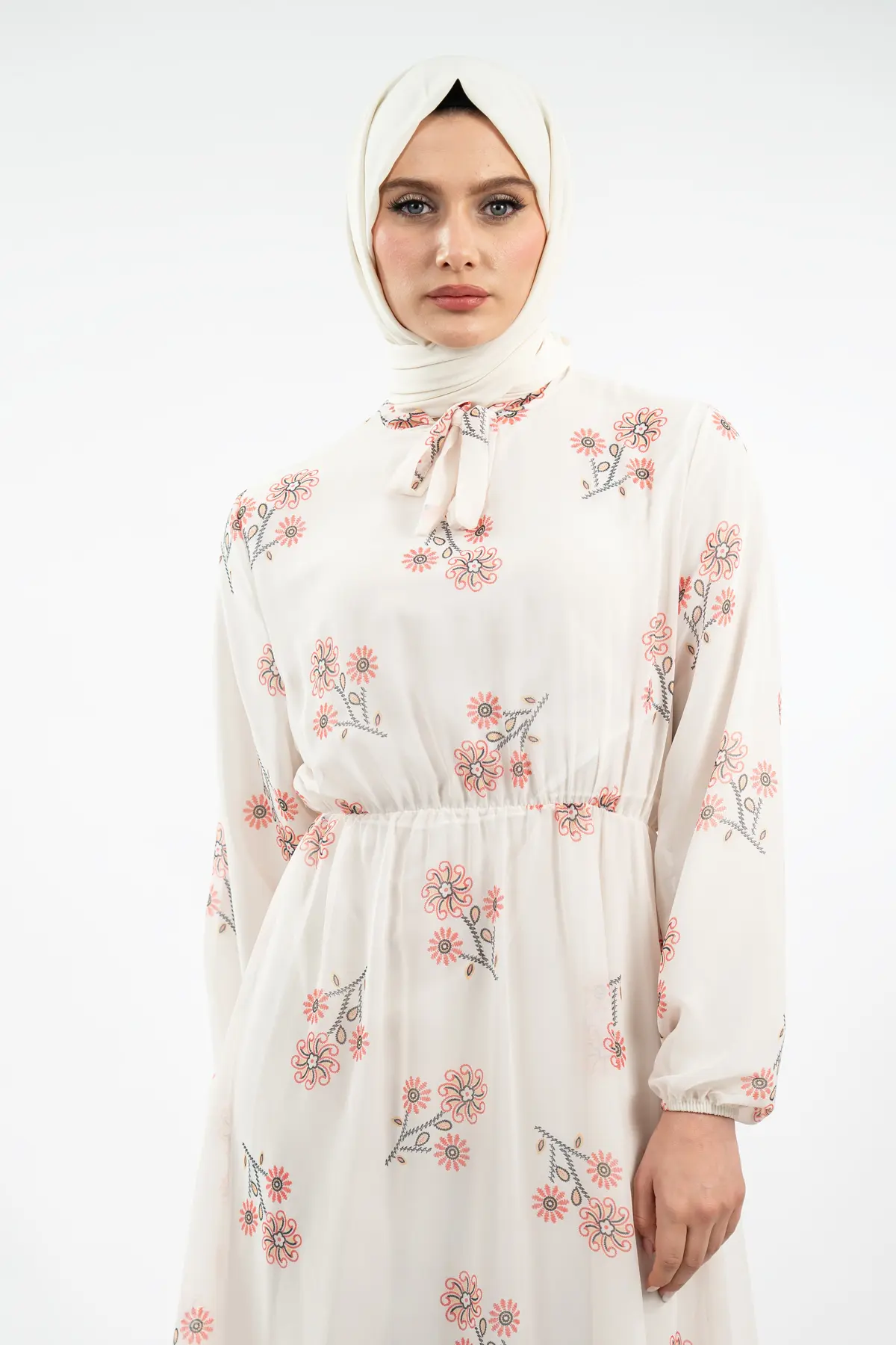 Yeni Sezon Çiçek Desenli Tesettür Elbise-detail