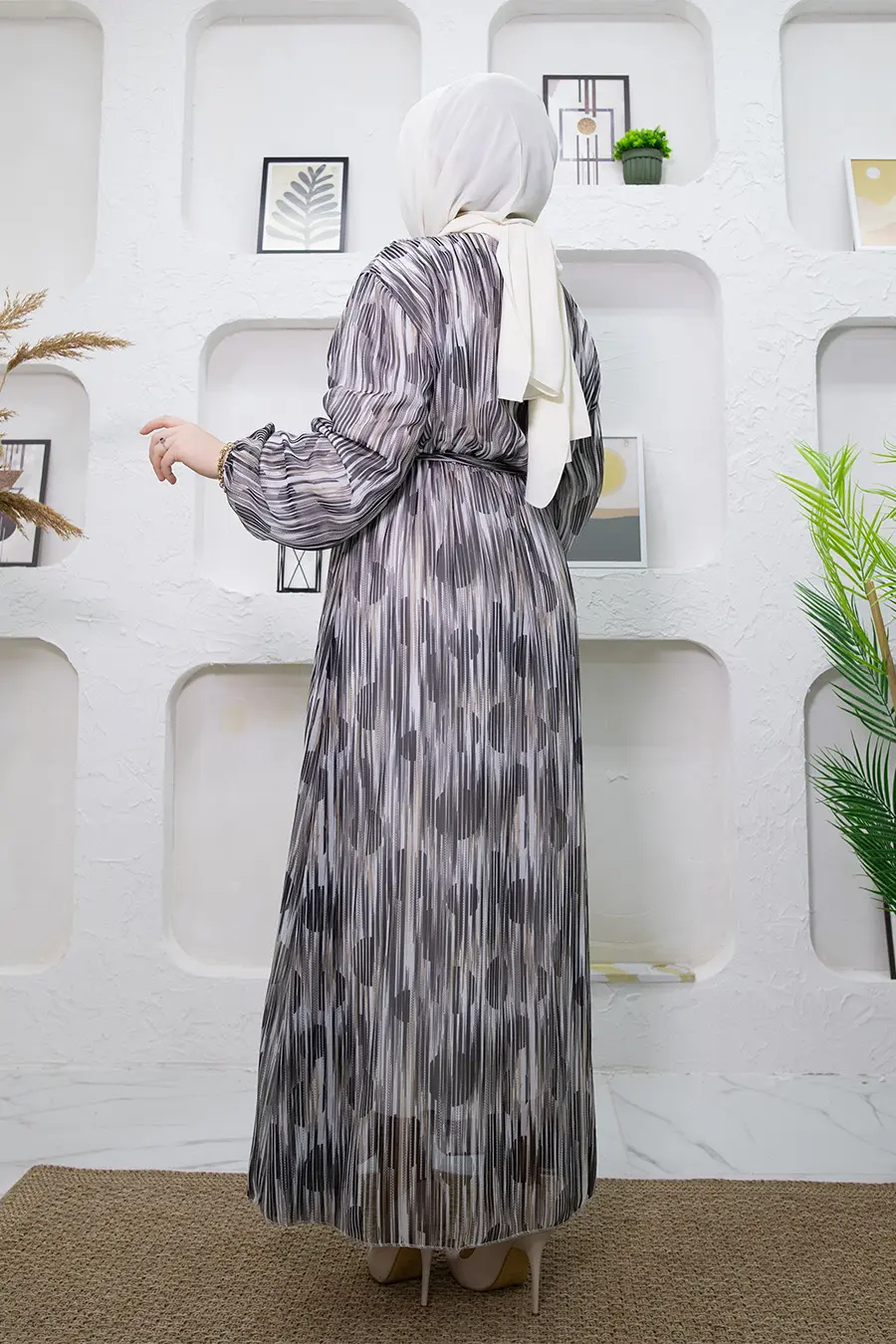 Yeni Sezon Çizgili Desenli Siyah Tesettür Elbise-detail