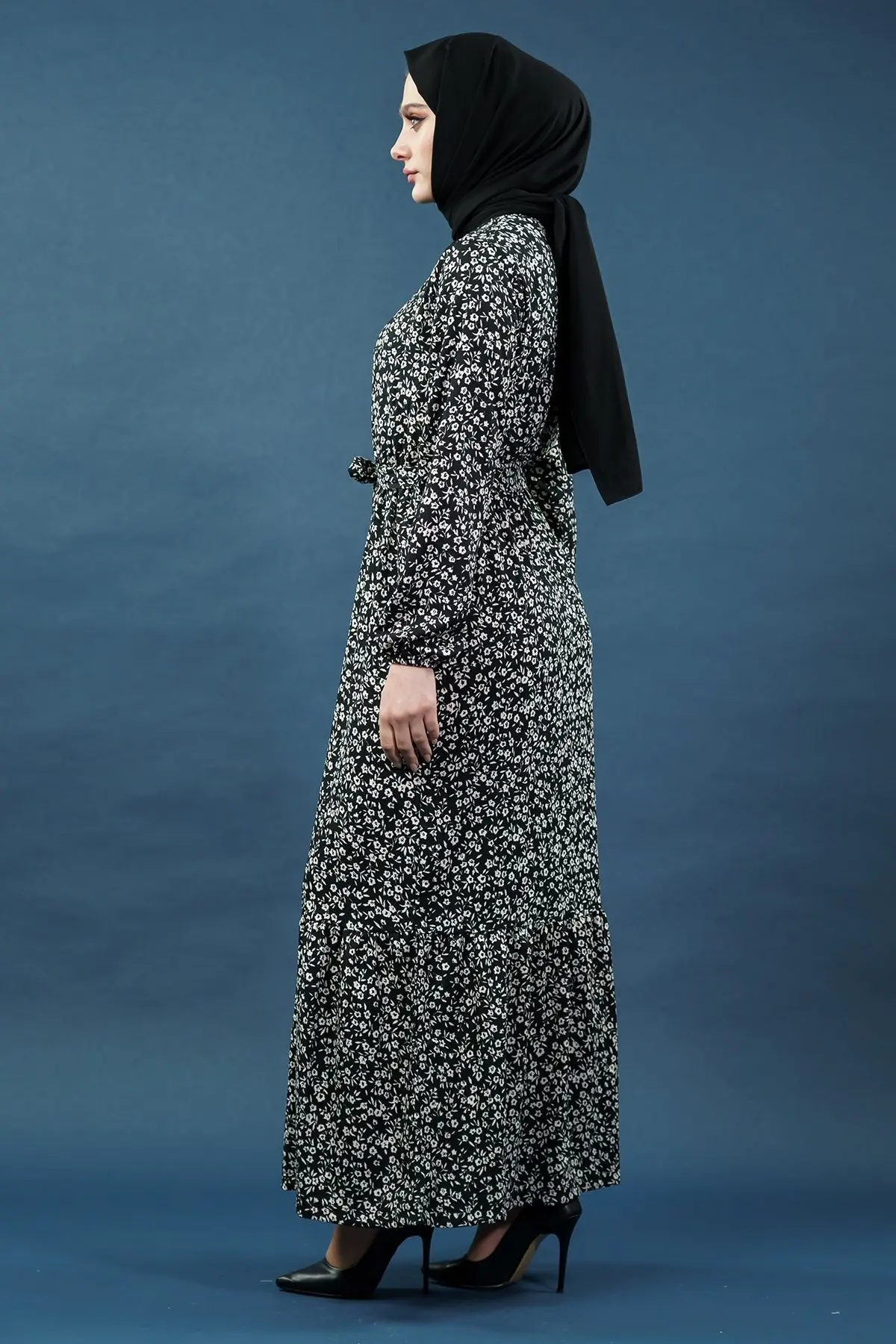 Yeni Sezon Desenli Bürümcük Siyah Tesettür Elbise-detail