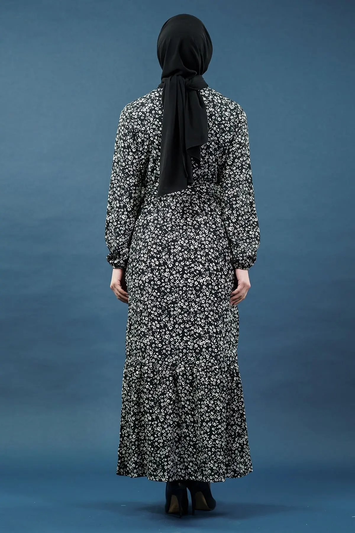 Yeni Sezon Desenli Bürümcük Siyah Tesettür Elbise-detail