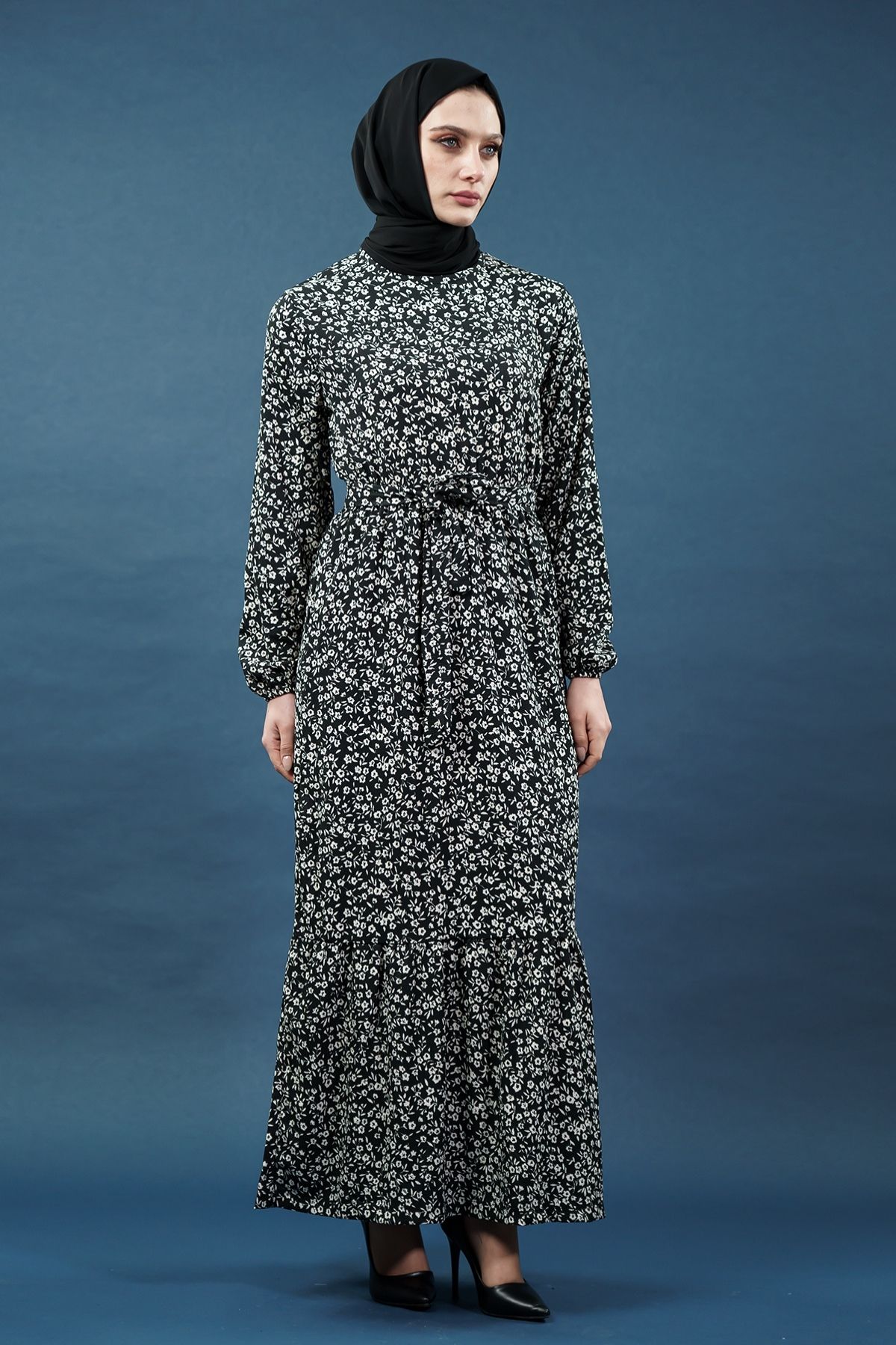 Yeni Sezon Desenli Bürümcük Siyah Tesettür Elbise